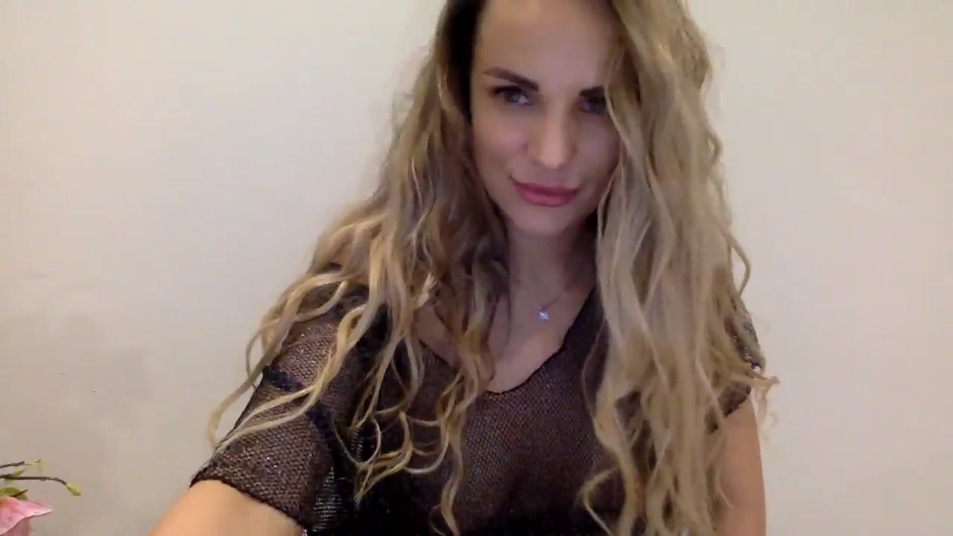 Gallery image thumbnail from Tina_Angel_'s myfreecams stream on, 03/23/2025, 02:28 image 2 of 20