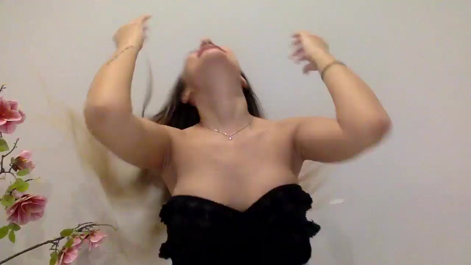 Gallery image thumbnail from Tina_Angel_'s myfreecams stream on, 03/23/2025, 23:25 image 4 of 20