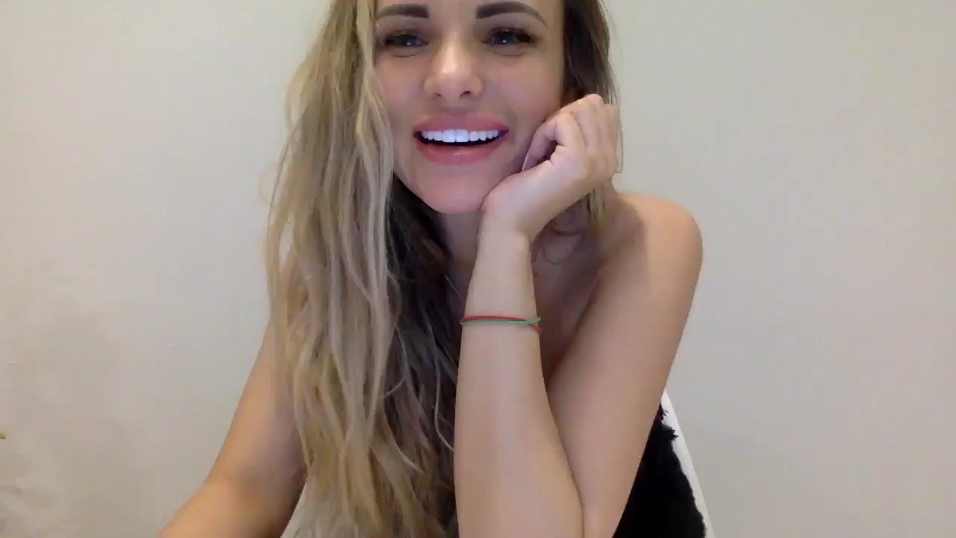 Gallery image thumbnail from Tina_Angel_'s myfreecams stream on, 03/24/2025, 01:51 image 11 of 20