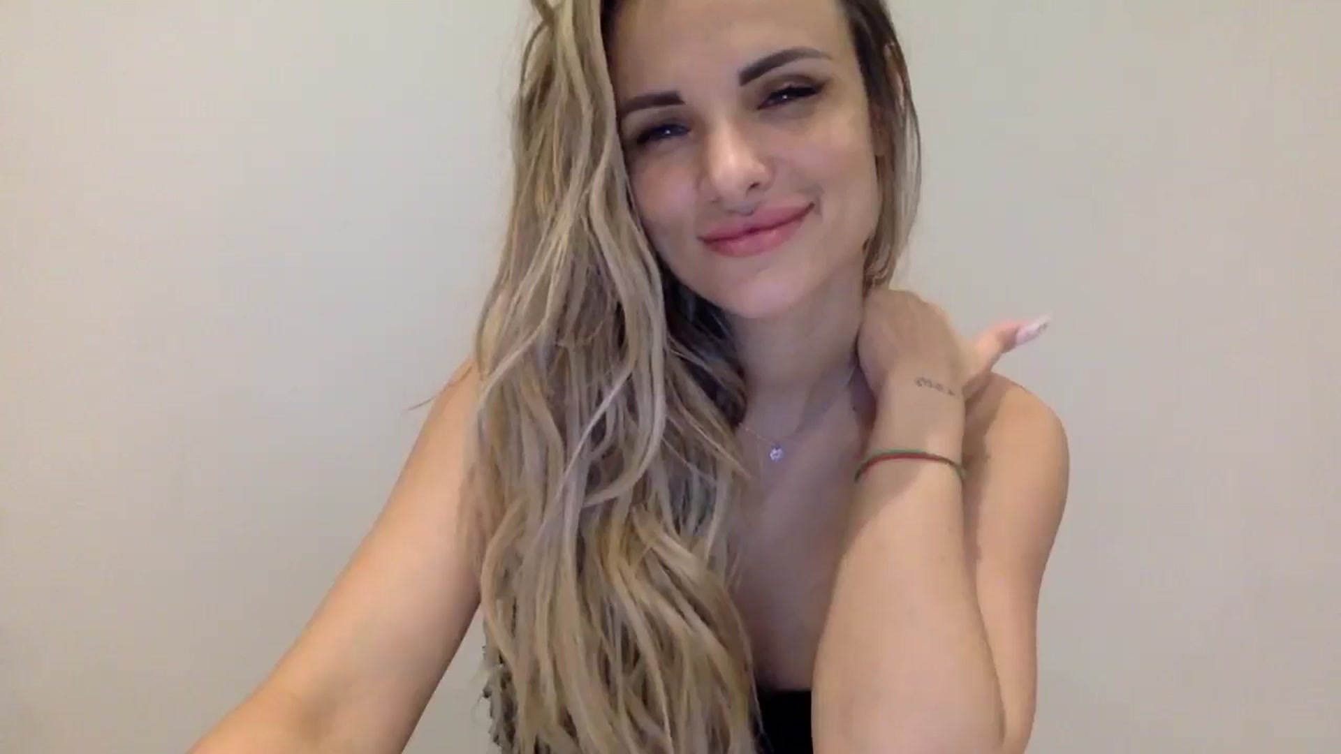 Gallery image thumbnail from Tina_Angel_'s myfreecams stream on, 03/24/2025, 02:21 image 20 of 20