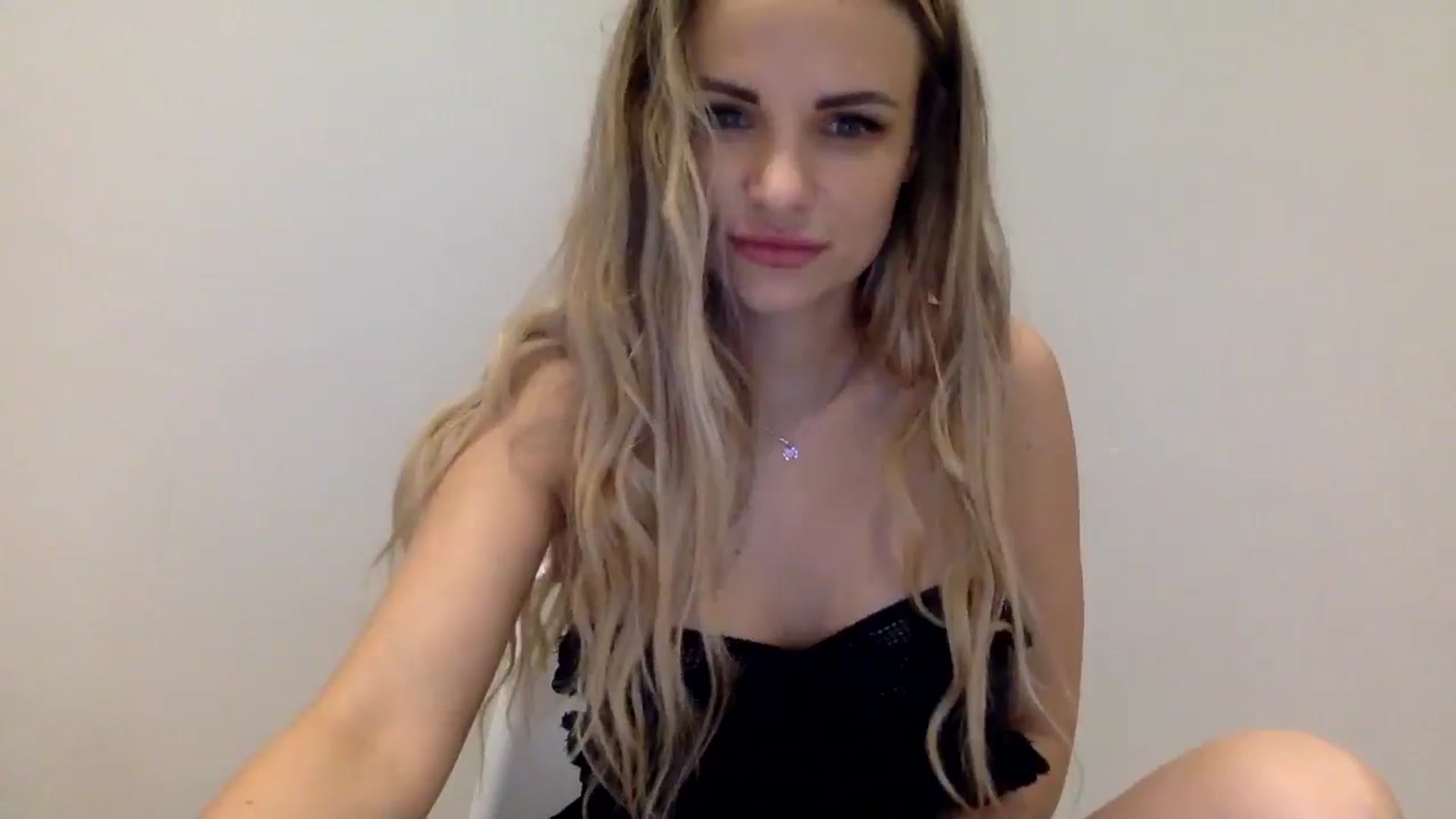 Gallery image thumbnail from Tina_Angel_'s myfreecams stream on, 03/24/2025, 02:48 image 19 of 20