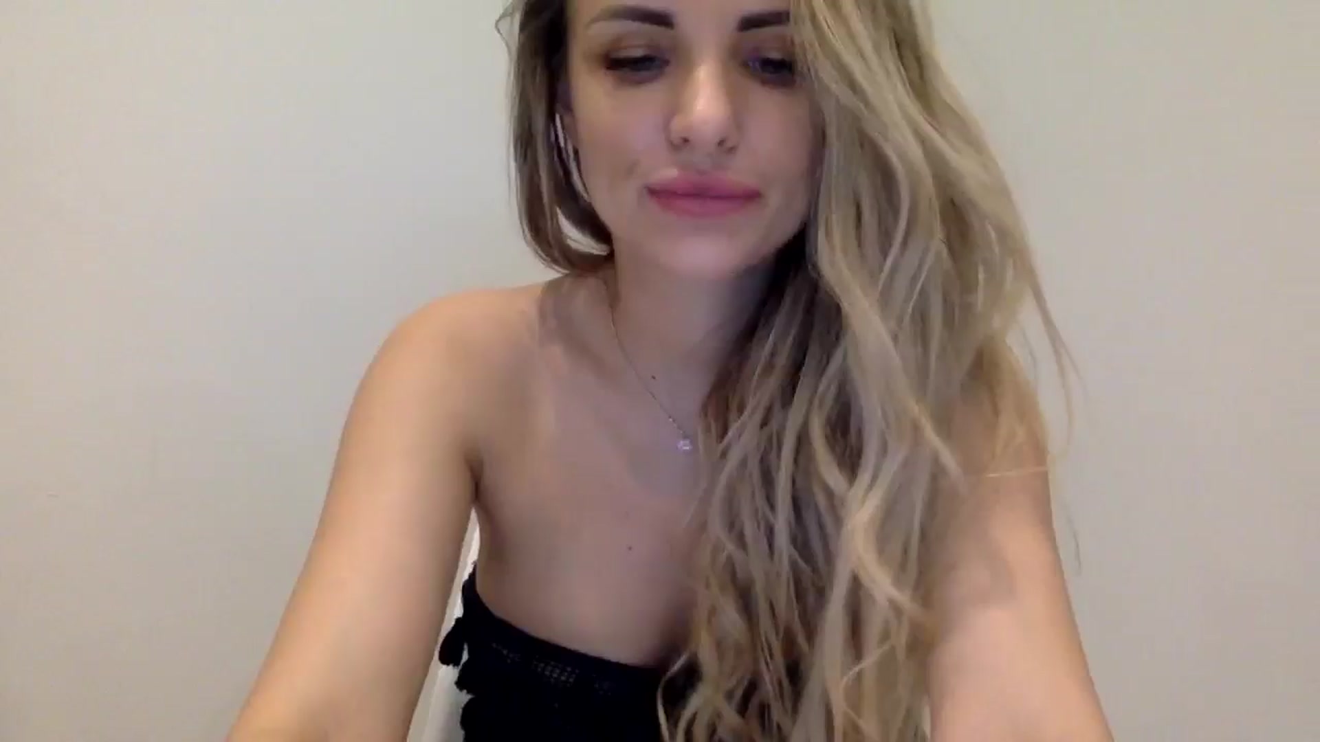Gallery image thumbnail from Tina_Angel_'s myfreecams stream on, 03/24/2025, 02:48 image 12 of 20