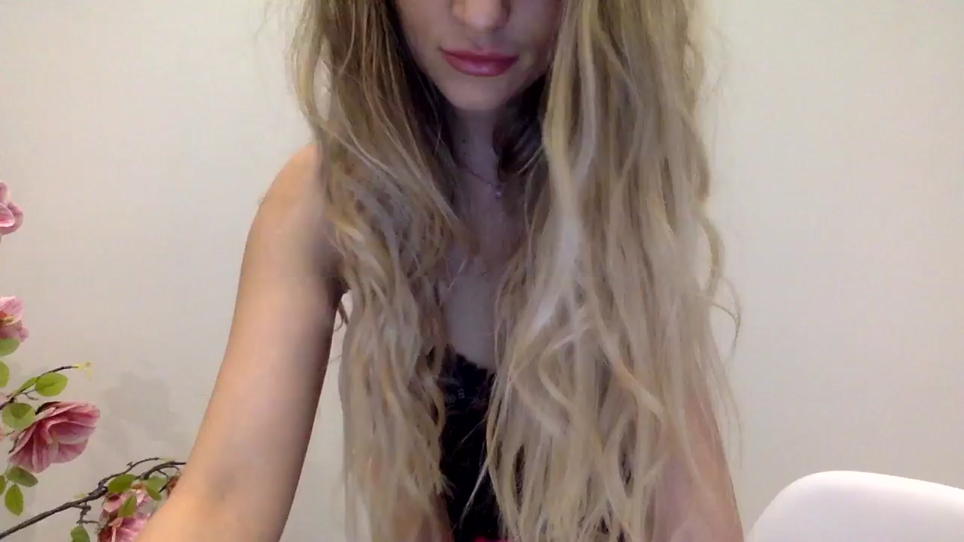 Gallery image thumbnail from Tina_Angel_'s myfreecams stream on, 03/24/2025, 22:22 image 8 of 20