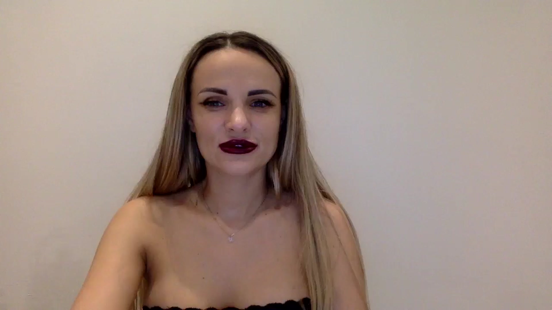 Gallery image thumbnail from Tina_Angel_'s myfreecams stream on, 03/29/2025, 03:05 image 16 of 20