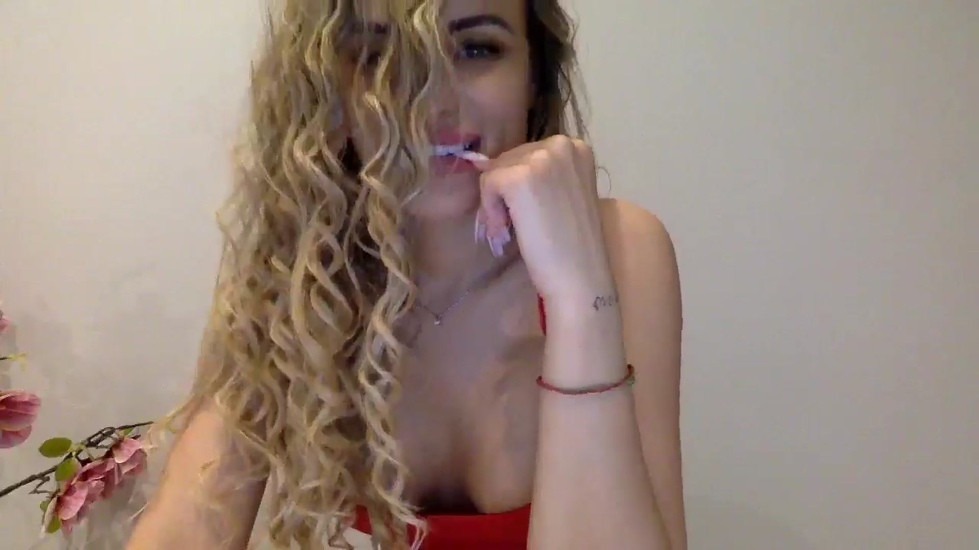 Gallery image thumbnail from Tina_Angel_'s myfreecams stream on, 03/30/2025, 23:52 image 4 of 20