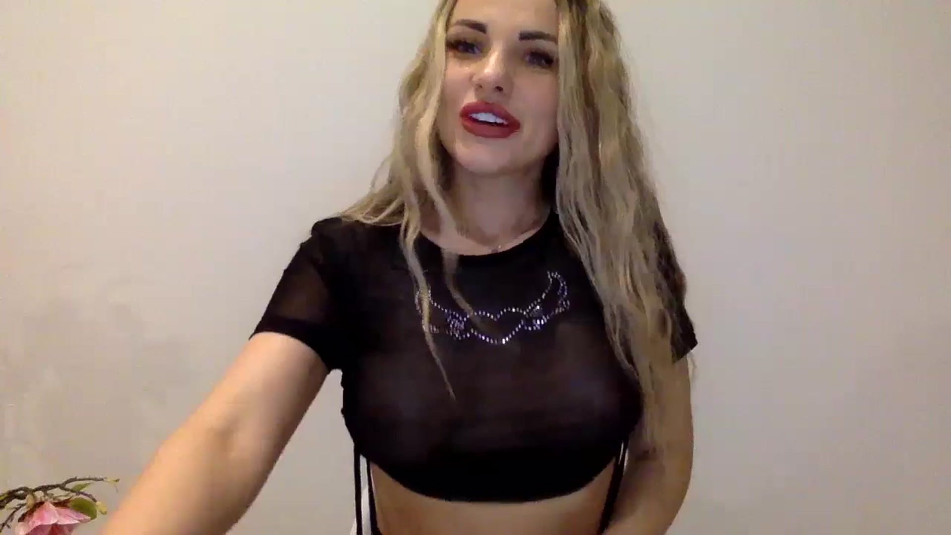 Gallery image thumbnail from Tina_Angel_'s myfreecams stream on, 04/07/2025, 21:34 image 10 of 20