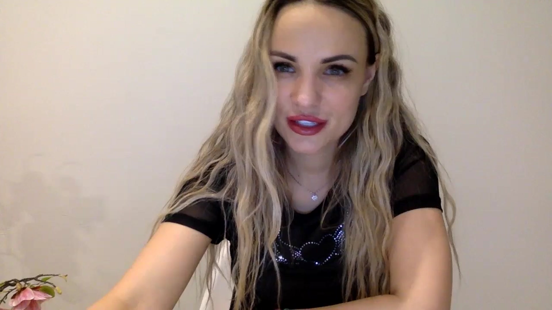 Gallery image thumbnail from Tina_Angel_'s myfreecams stream on, 04/07/2025, 21:34 image 15 of 20