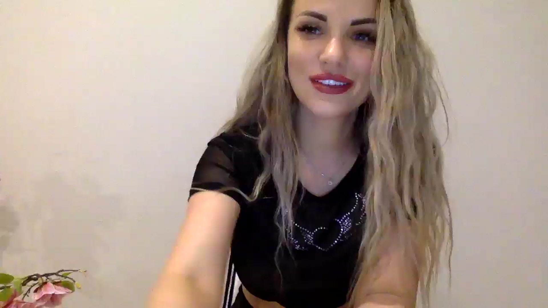 Gallery image thumbnail from Tina_Angel_'s myfreecams stream on, 04/07/2025, 22:07 image 13 of 20