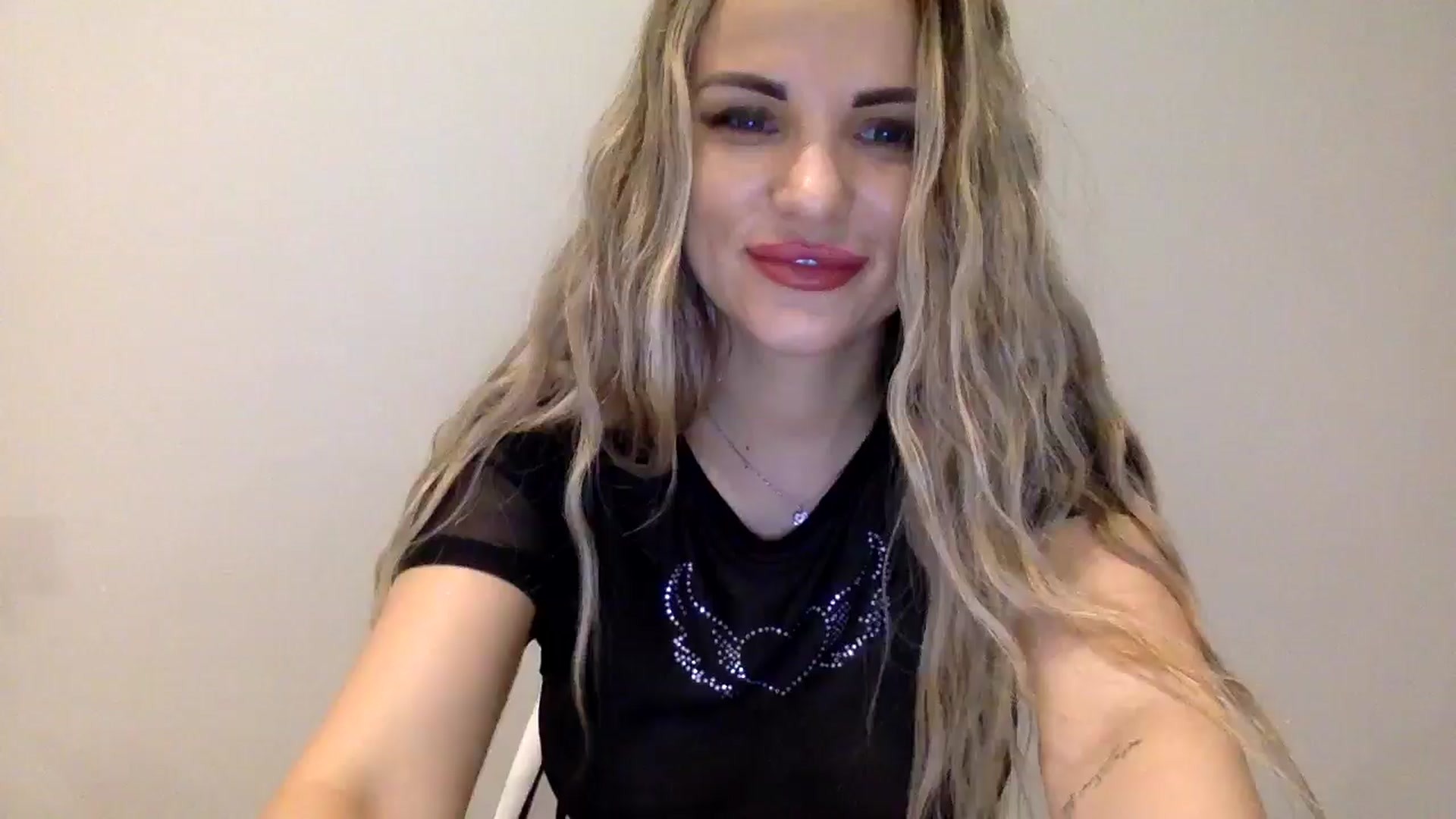 Gallery image thumbnail from Tina_Angel_'s myfreecams stream on, 04/07/2025, 23:47 image 5 of 20