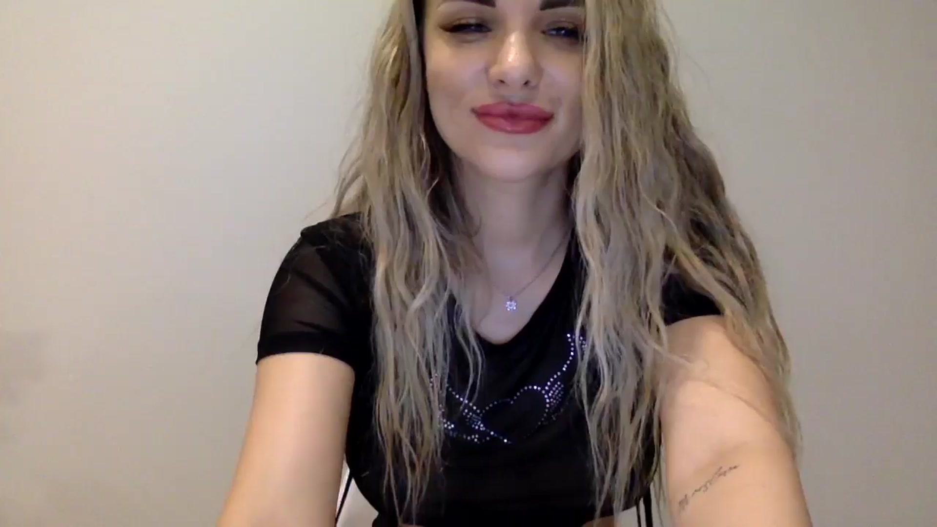 Gallery image thumbnail from Tina_Angel_'s myfreecams stream on, 04/07/2025, 23:47 image 15 of 20