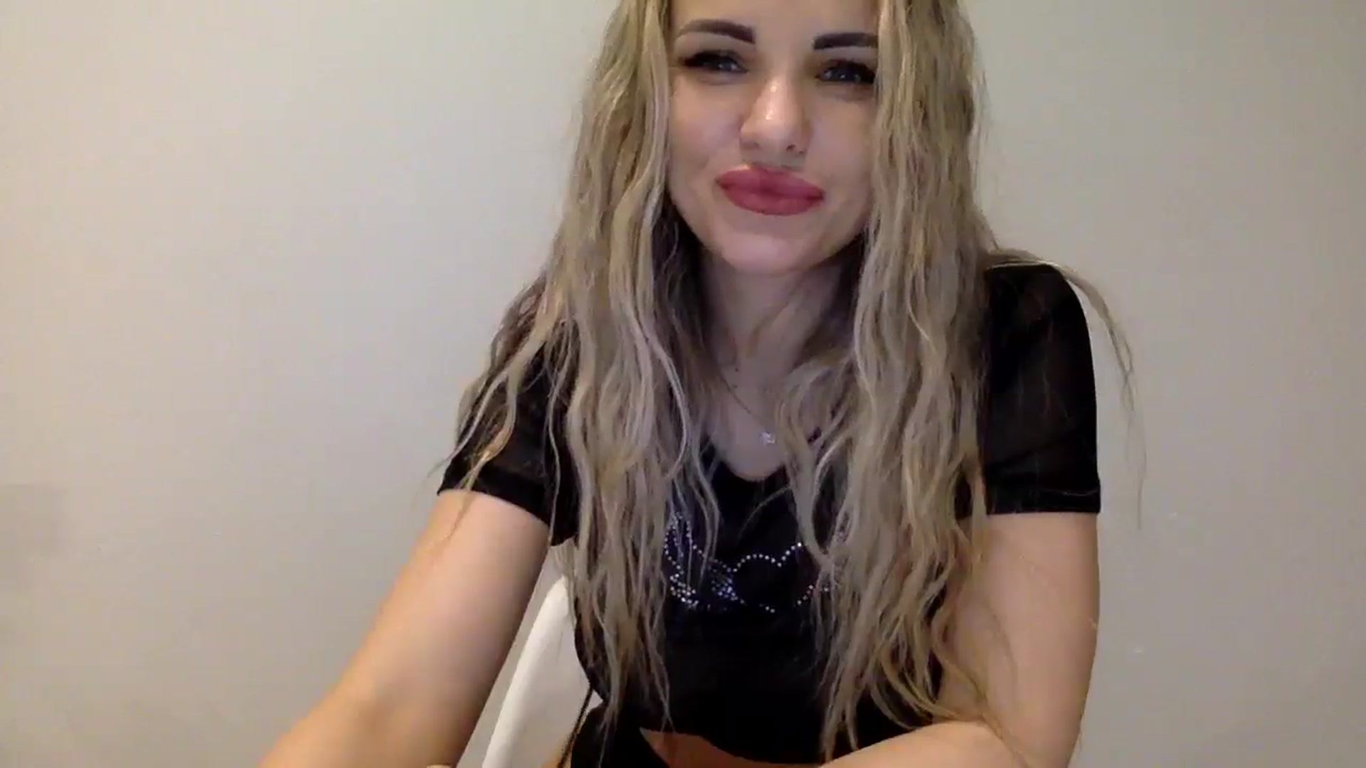 Gallery image thumbnail from Tina_Angel_'s myfreecams stream on, 04/07/2025, 23:47 image 16 of 20