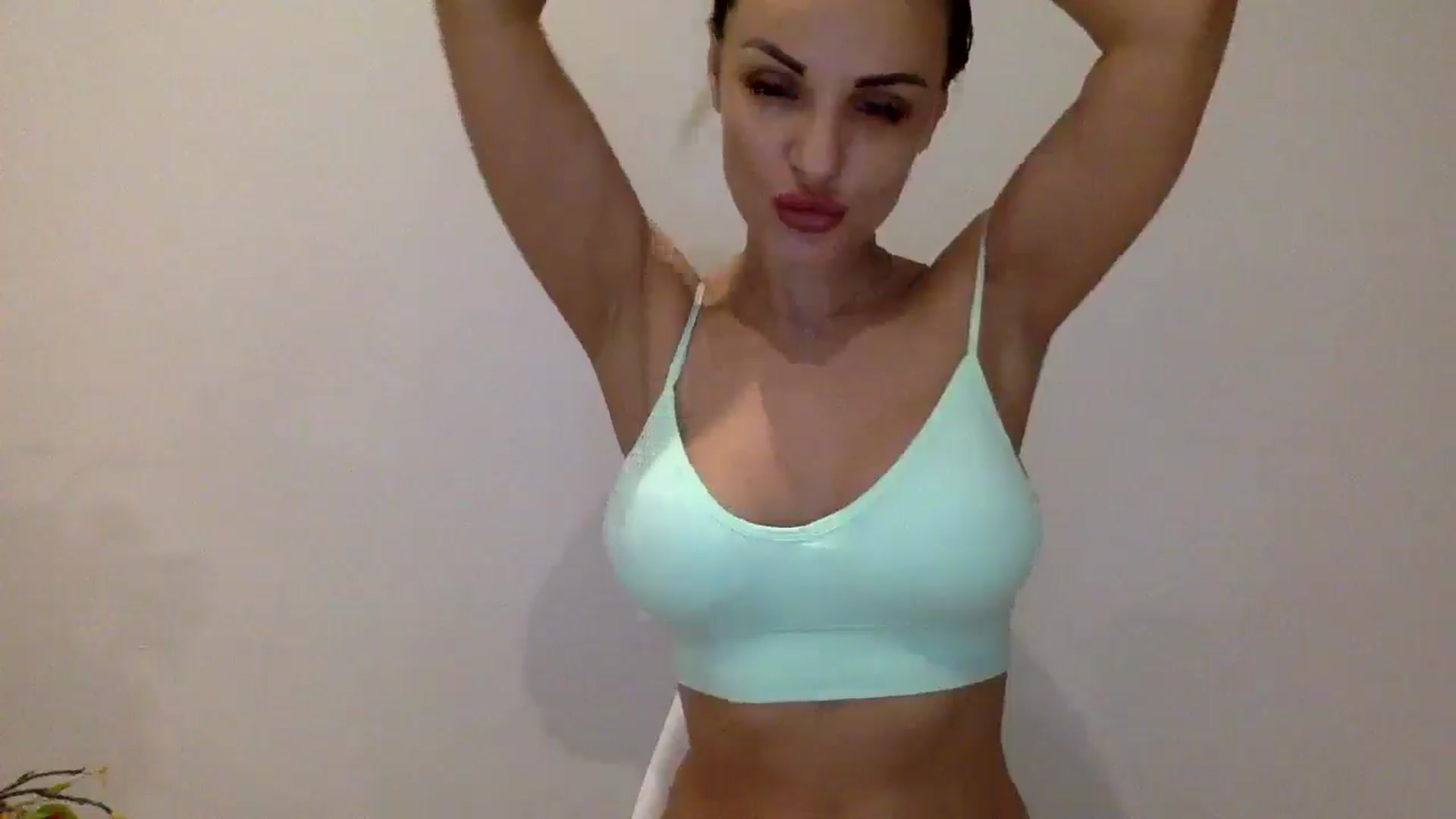 Gallery image thumbnail from Tina_Angel_'s myfreecams stream on, 04/09/2025, 22:11 image 16 of 20