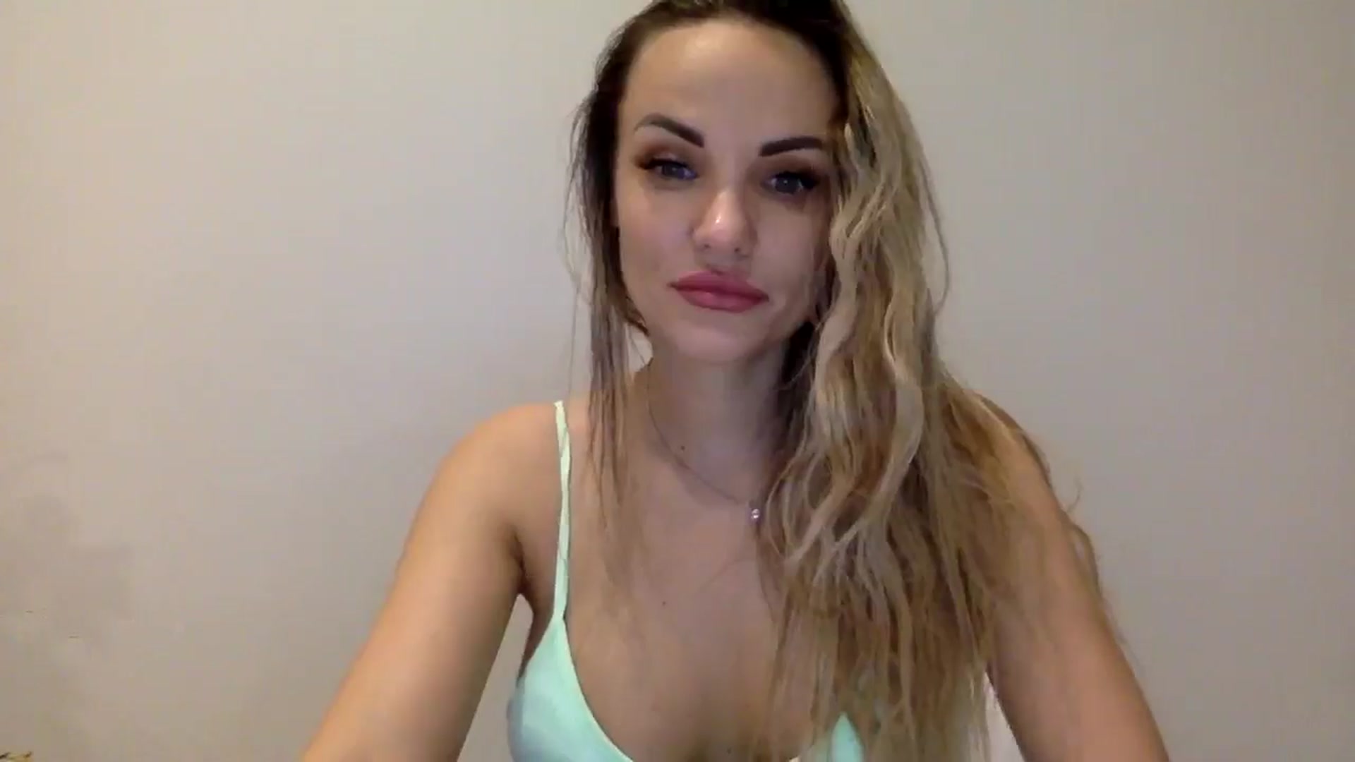 Gallery image thumbnail from Tina_Angel_'s myfreecams stream on, 04/09/2025, 23:19 image 15 of 20