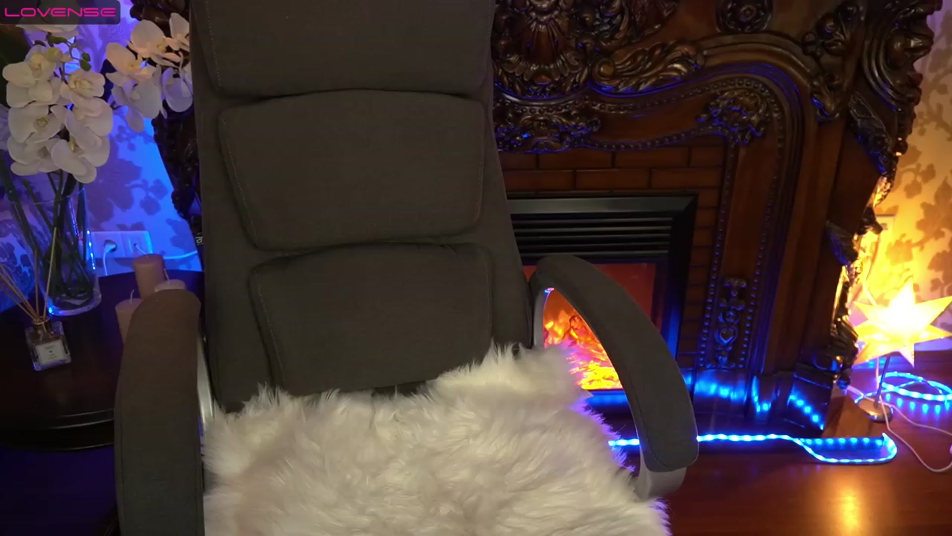 Gallery image thumbnail from Tina_LovMe's myfreecams stream on, 04/13/2023, 17:08 image 5 of 20