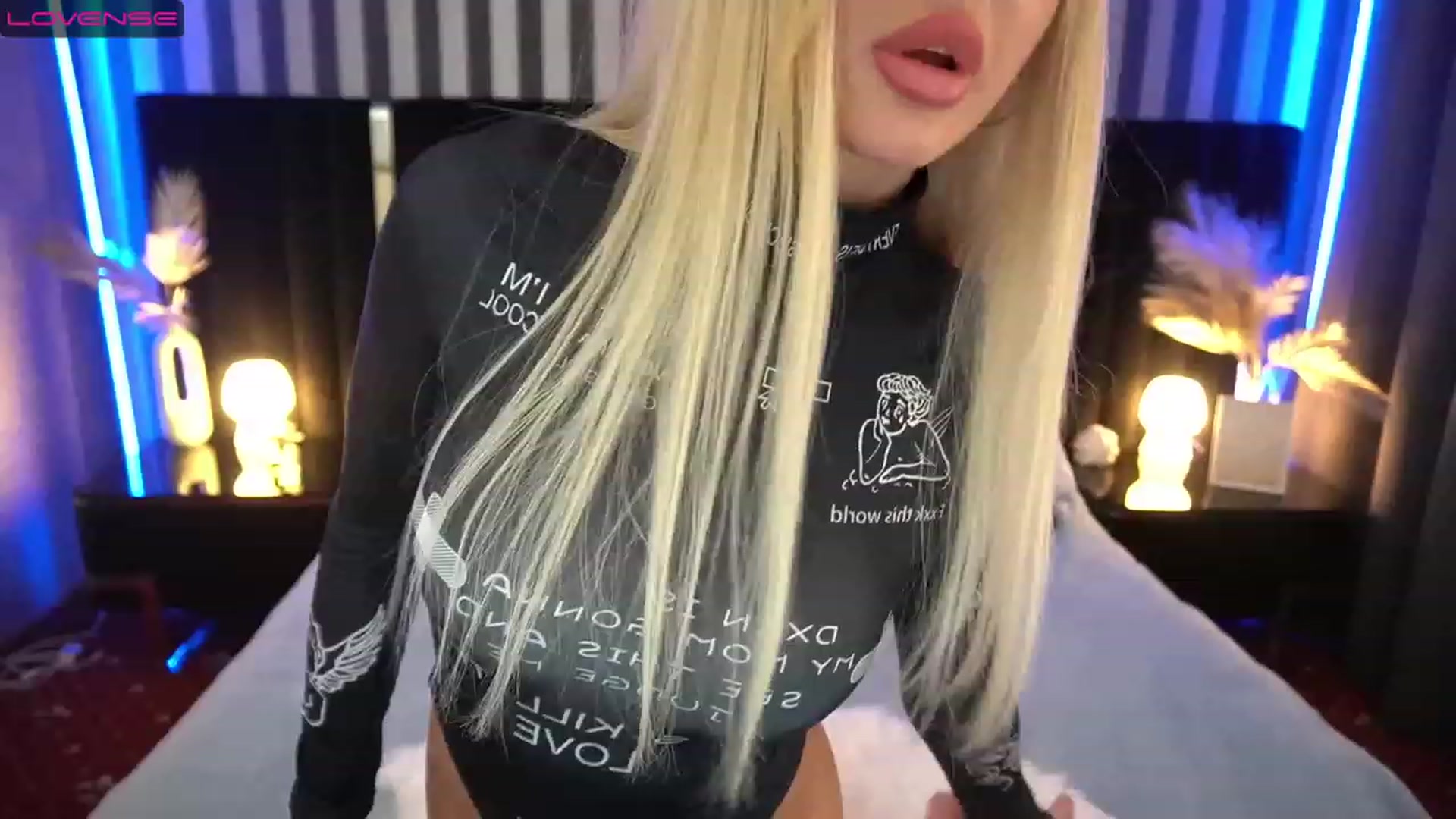 Gallery image thumbnail from Tina_LovMe's myfreecams stream on, 04/21/2023, 14:30 image 2 of 20