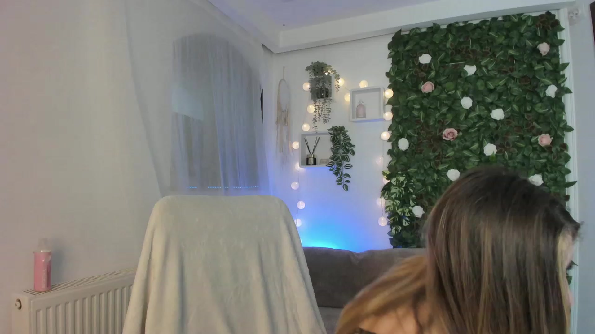Gallery image thumbnail from Tina_Nappi18's myfreecams stream on, 06/11/2023, 16:53 image 20 of 20