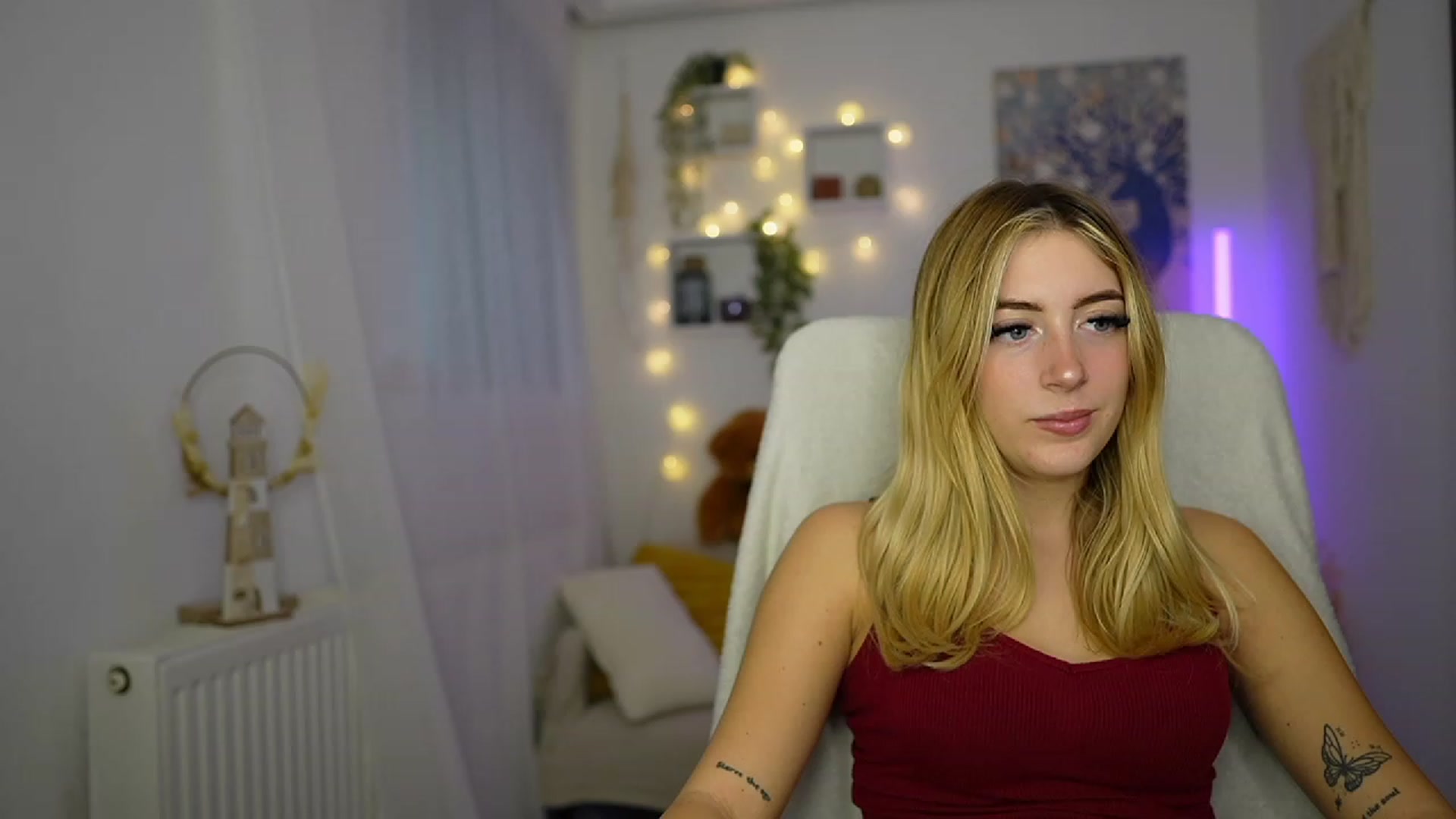 Gallery image thumbnail from Tina_Nappi18's myfreecams stream on, 10/10/2023, 15:16 image 1 of 20