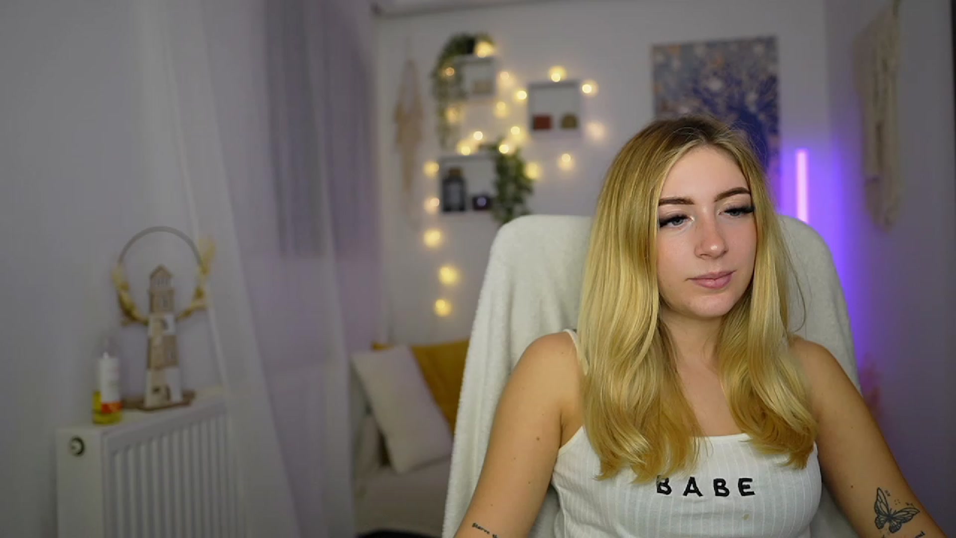 Gallery image thumbnail from Tina_Nappi18's myfreecams stream on, 10/11/2023, 17:17 image 3 of 20