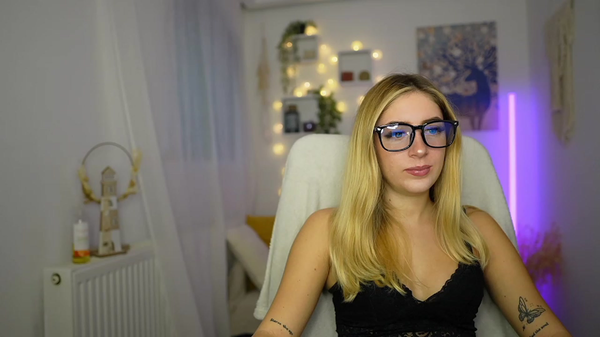 Gallery image thumbnail from Tina_Nappi18's myfreecams stream on, 10/12/2023, 13:26 image 20 of 20