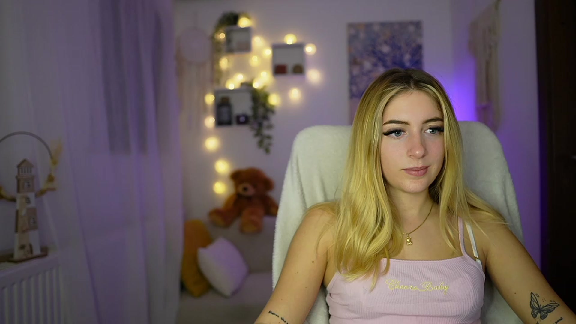 Gallery image thumbnail from Tina_Nappi18's myfreecams stream on, 10/26/2023, 16:58 image 20 of 20