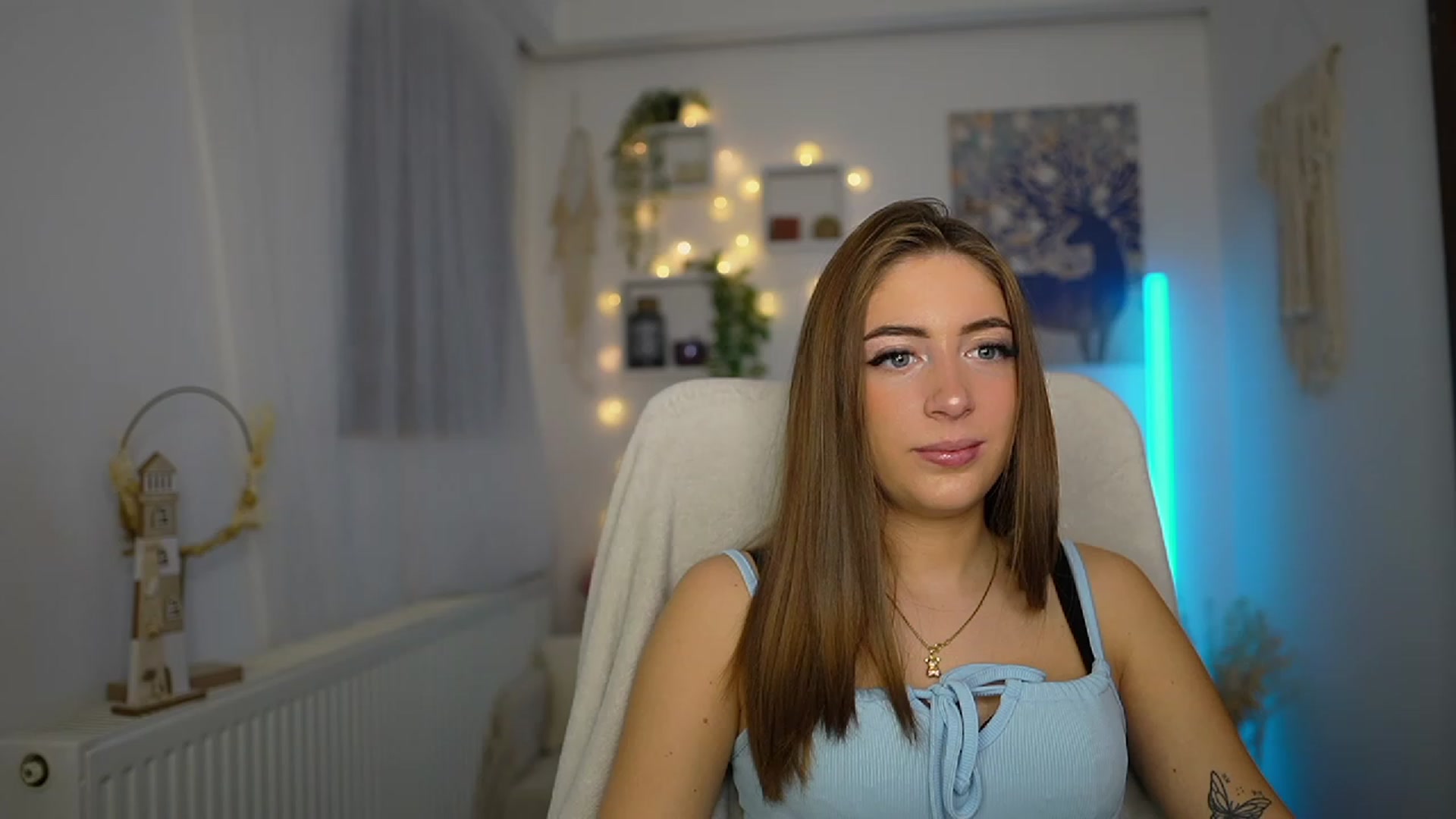 Gallery image thumbnail from Tina_Nappi18's myfreecams stream on, 11/15/2023, 15:57 image 5 of 20