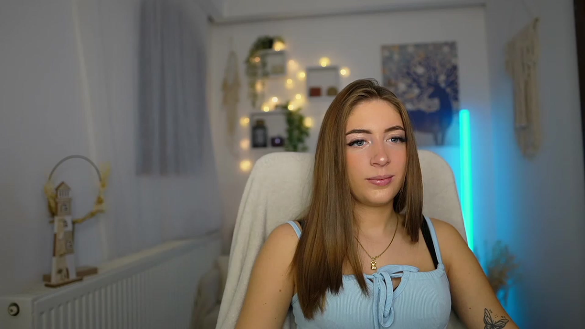 Gallery image thumbnail from Tina_Nappi18's myfreecams stream on, 11/15/2023, 15:57 image 4 of 20