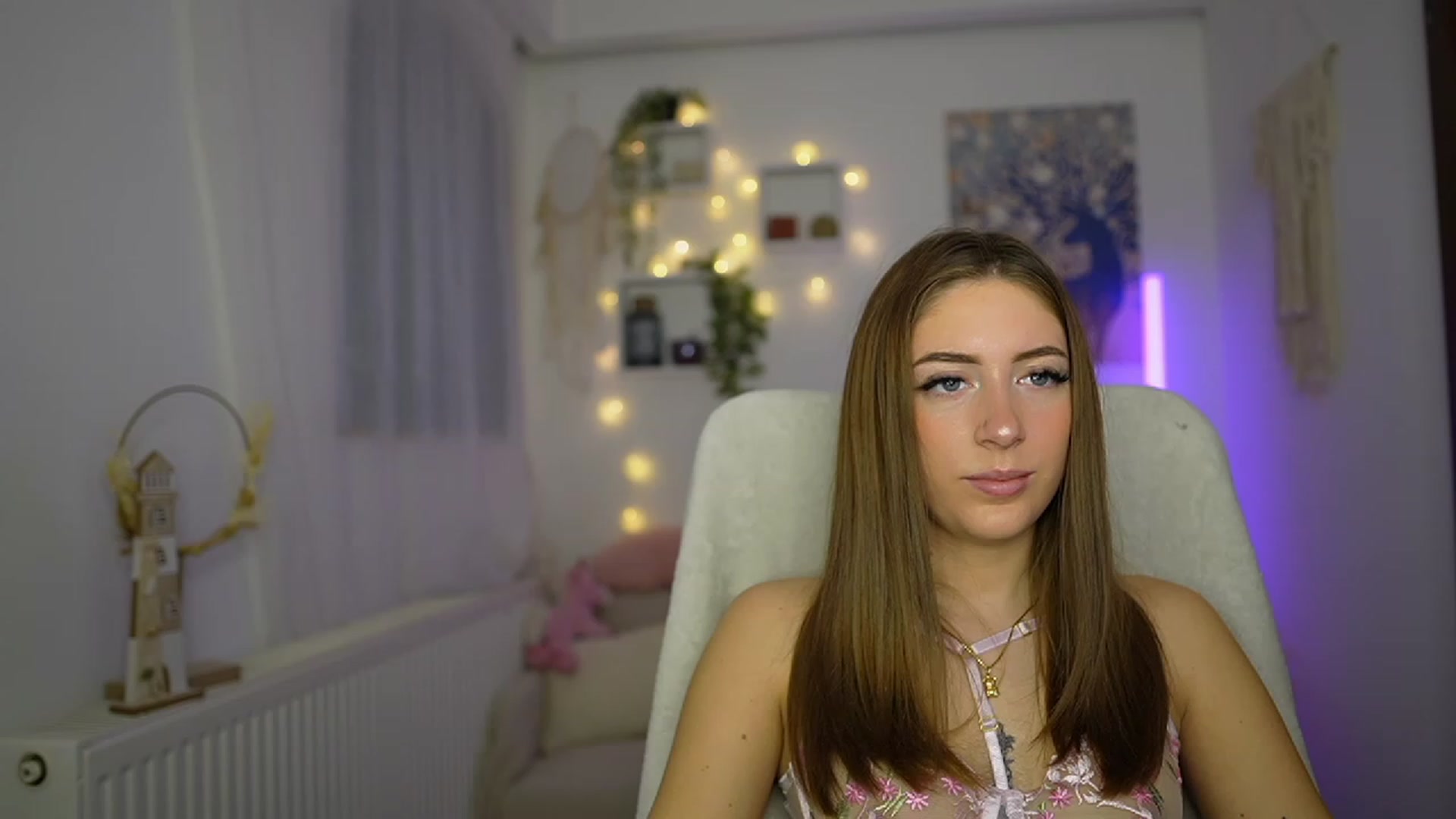 Gallery image thumbnail from Tina_Nappi18's myfreecams stream on, 11/16/2023, 14:47 image 13 of 20