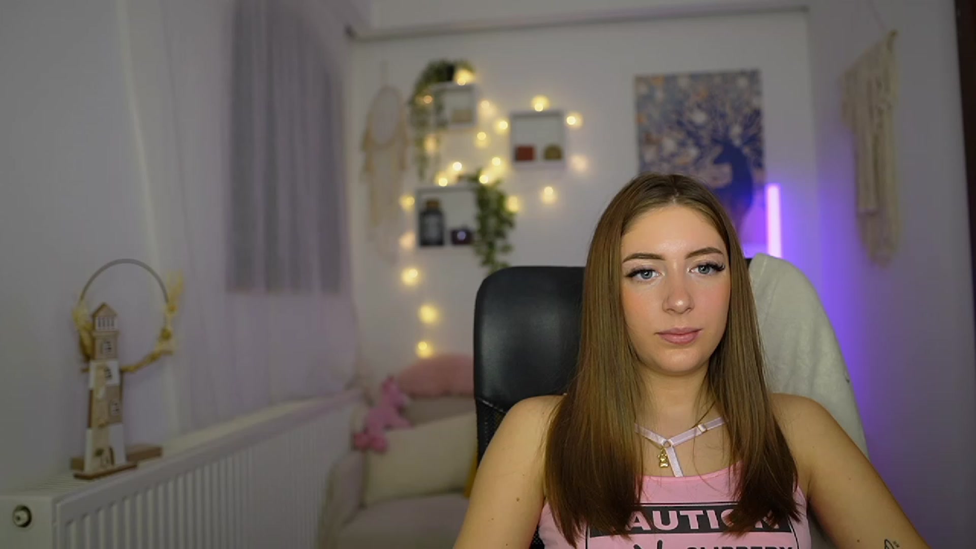 Gallery image thumbnail from Tina_Nappi18's myfreecams stream on, 11/16/2023, 16:02 image 18 of 20