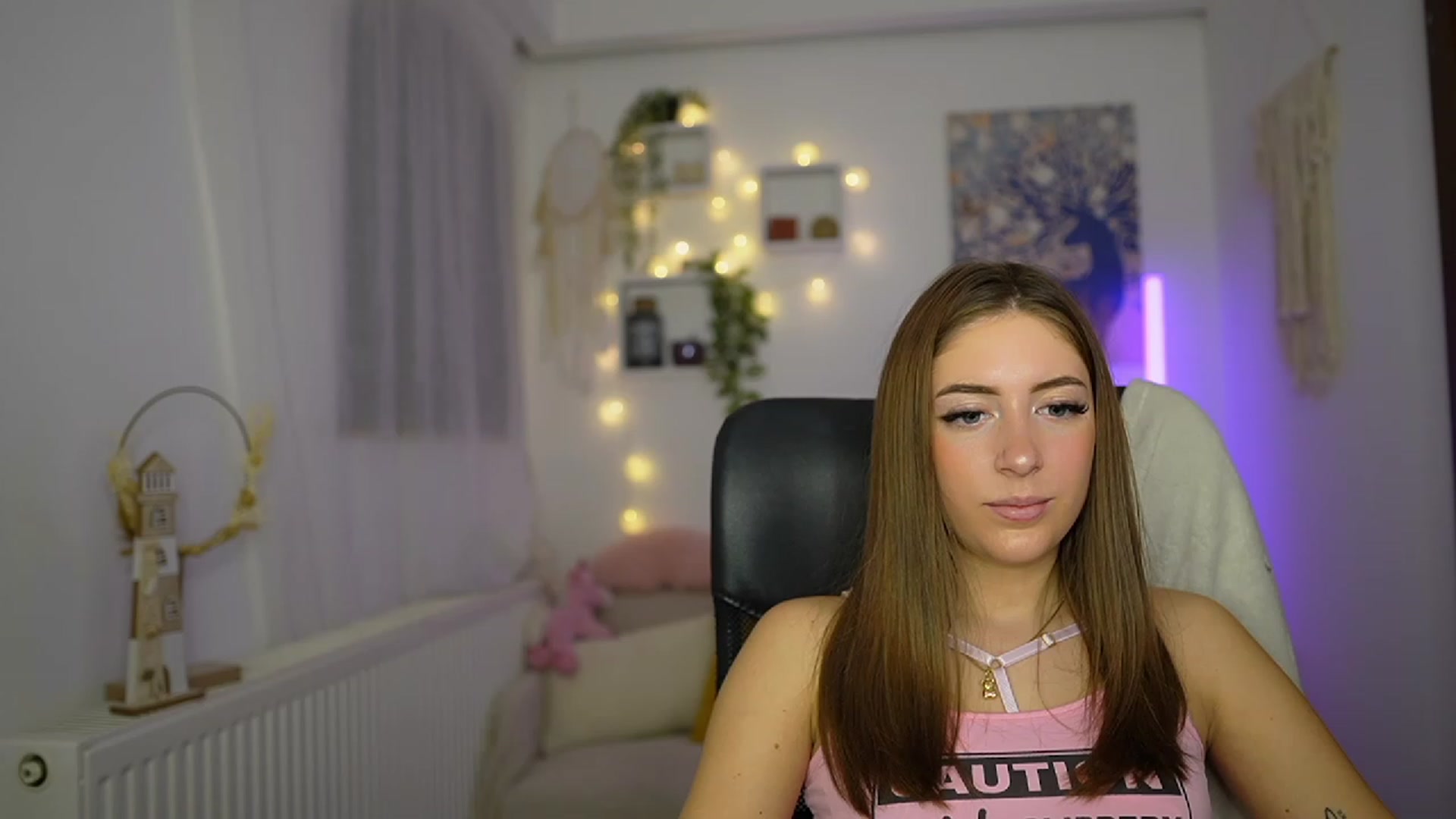 Gallery image thumbnail from Tina_Nappi18's myfreecams stream on, 11/16/2023, 16:02 image 16 of 20