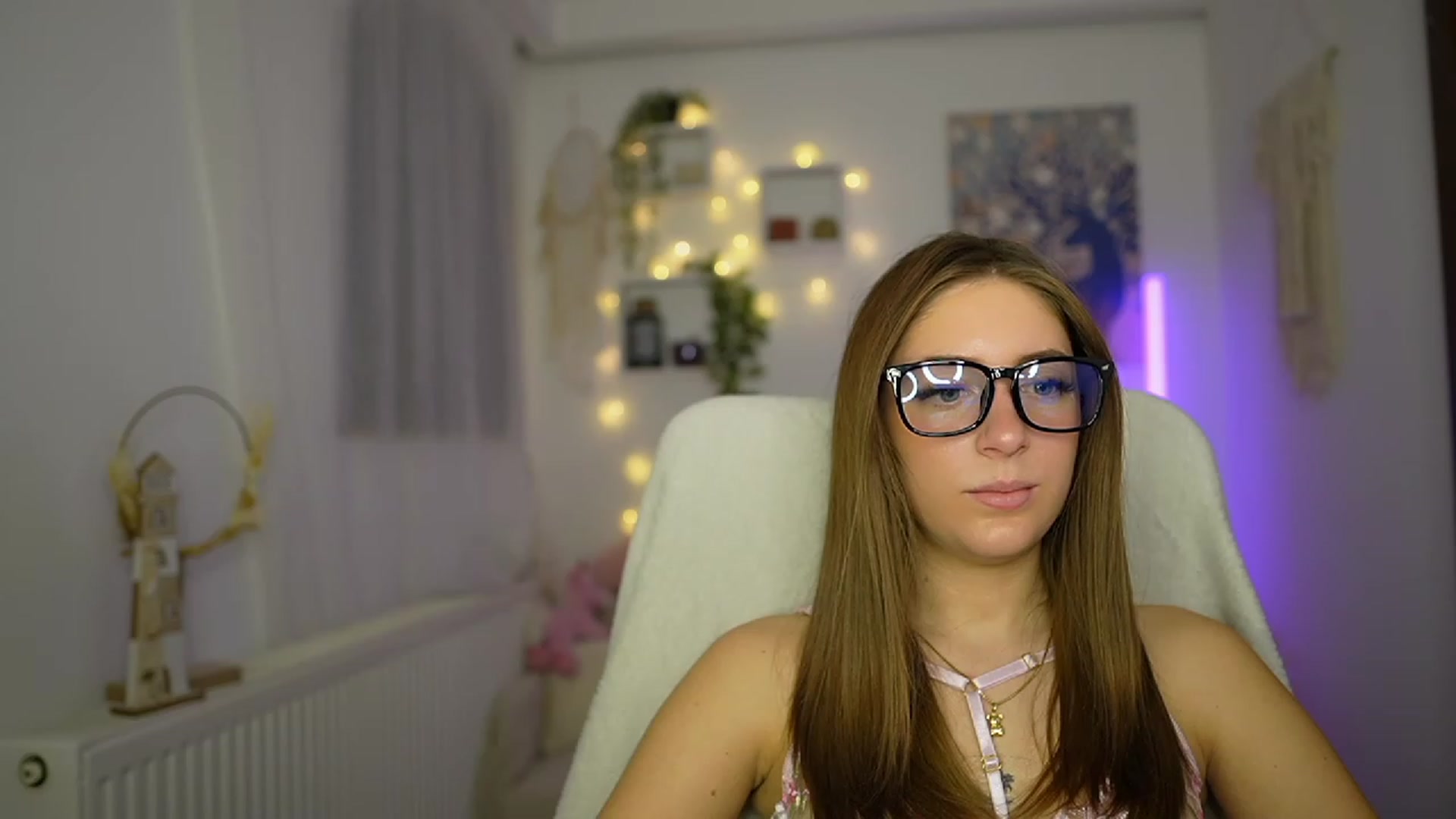Gallery image thumbnail from Tina_Nappi18's myfreecams stream on, 11/16/2023, 18:16 image 20 of 20