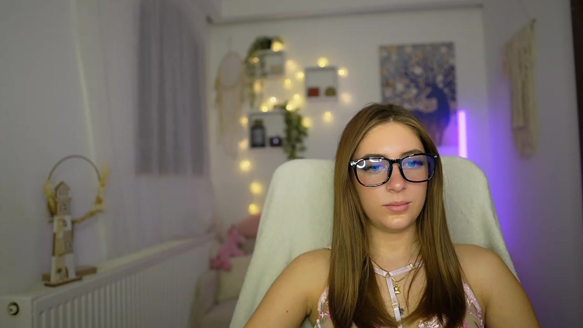 Gallery image thumbnail from Tina_Nappi18's myfreecams stream on, 11/16/2023, 18:46 image 3 of 20