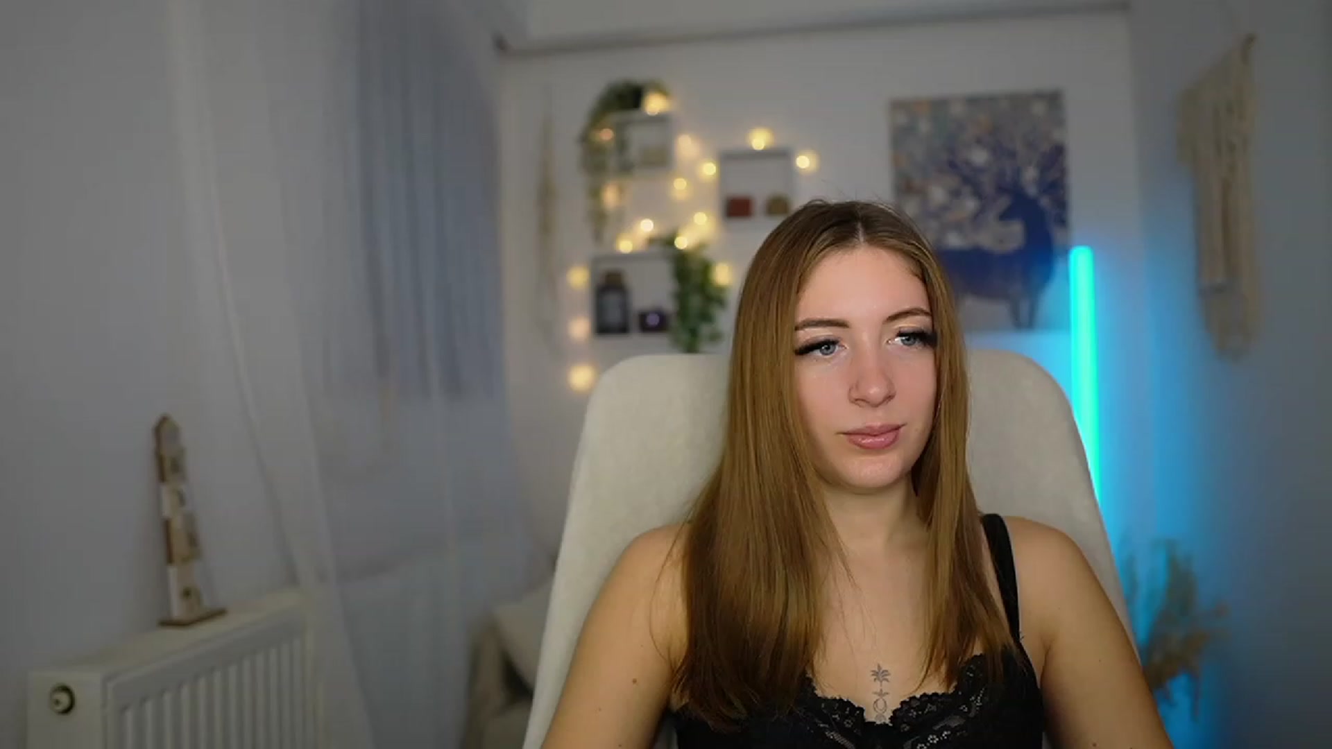 Gallery image thumbnail from Tina_Nappi18's myfreecams stream on, 11/26/2023, 14:58 image 5 of 20