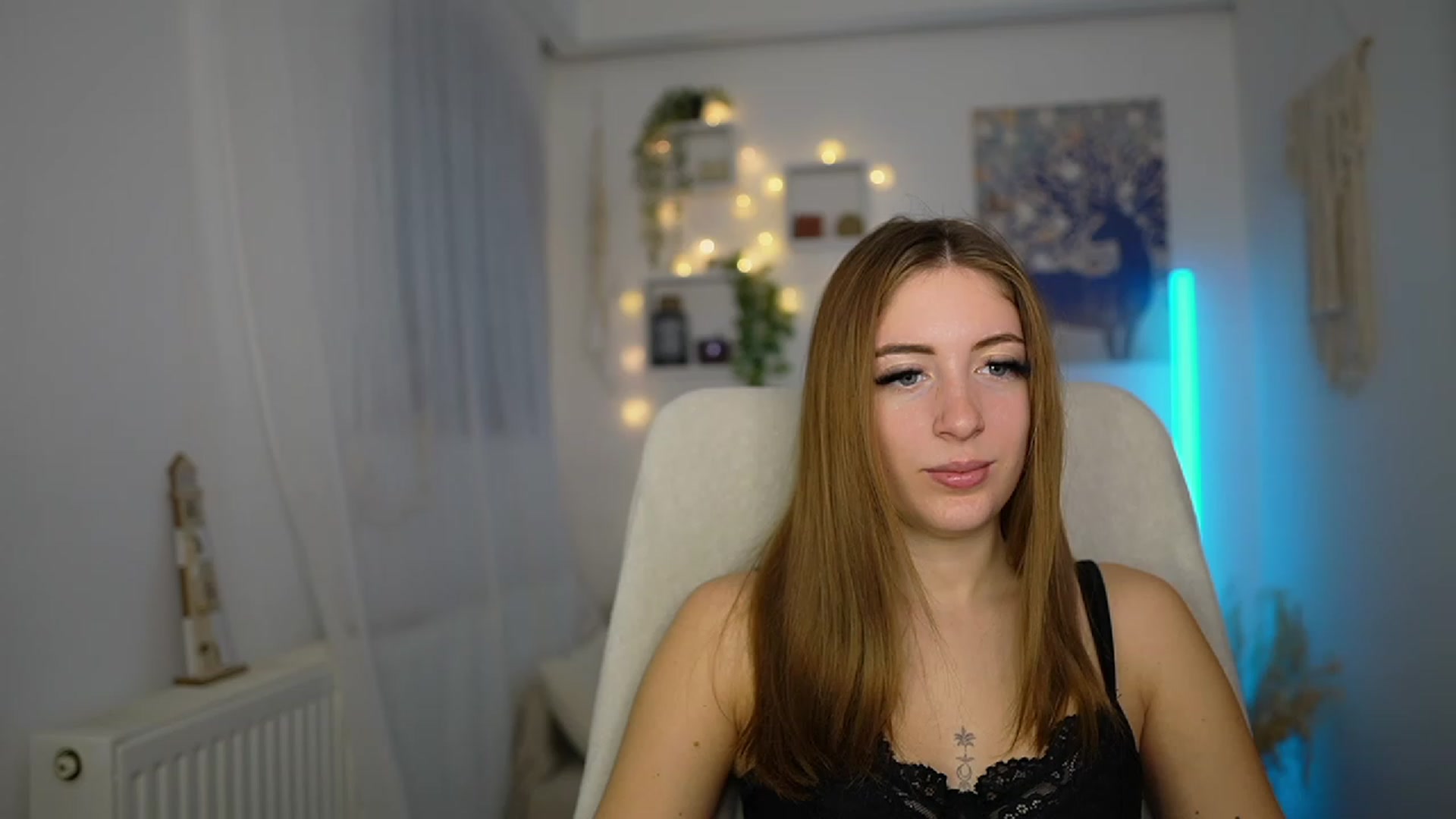 Gallery image thumbnail from Tina_Nappi18's myfreecams stream on, 11/26/2023, 14:58 image 4 of 20