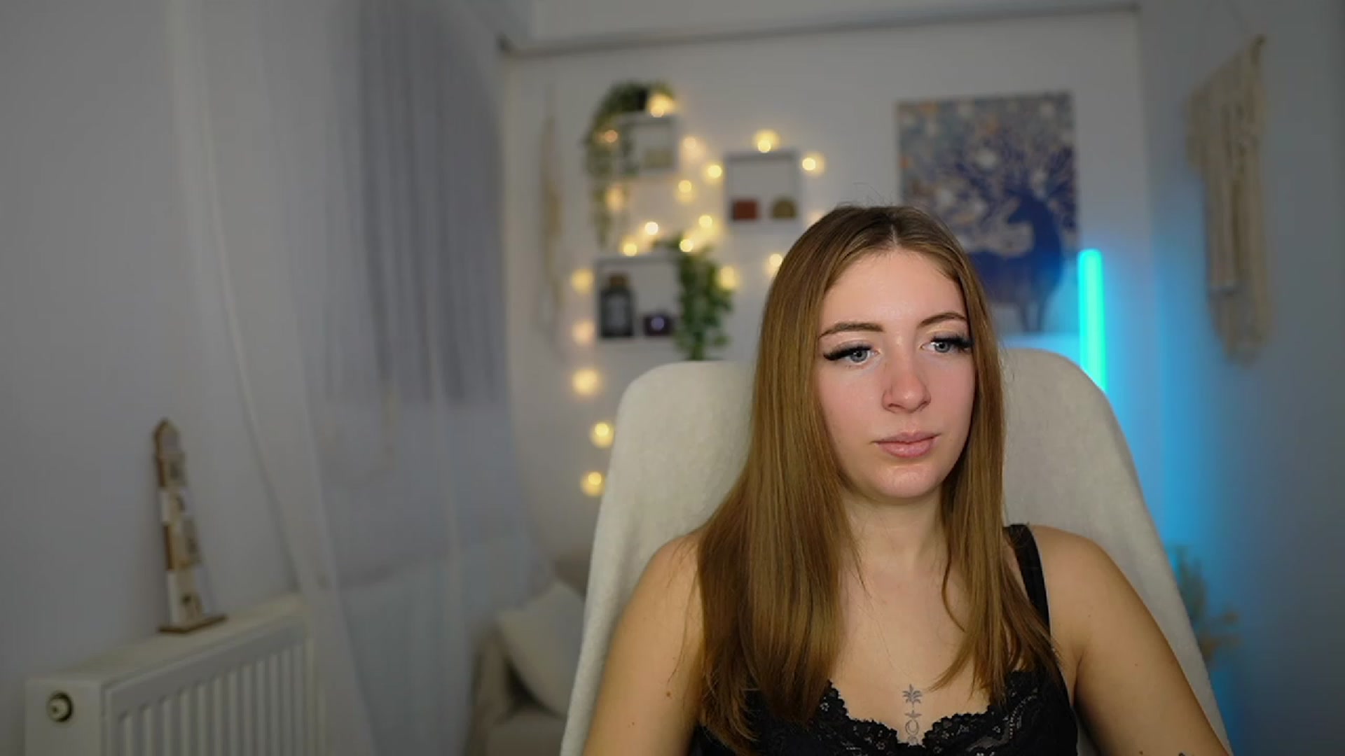 Gallery image thumbnail from Tina_Nappi18's myfreecams stream on, 11/26/2023, 15:53 image 18 of 20