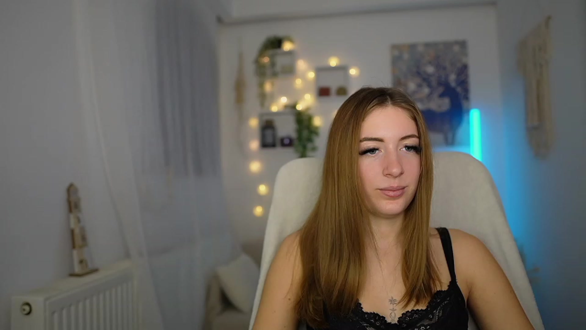 Gallery image thumbnail from Tina_Nappi18's myfreecams stream on, 11/26/2023, 15:53 image 6 of 20