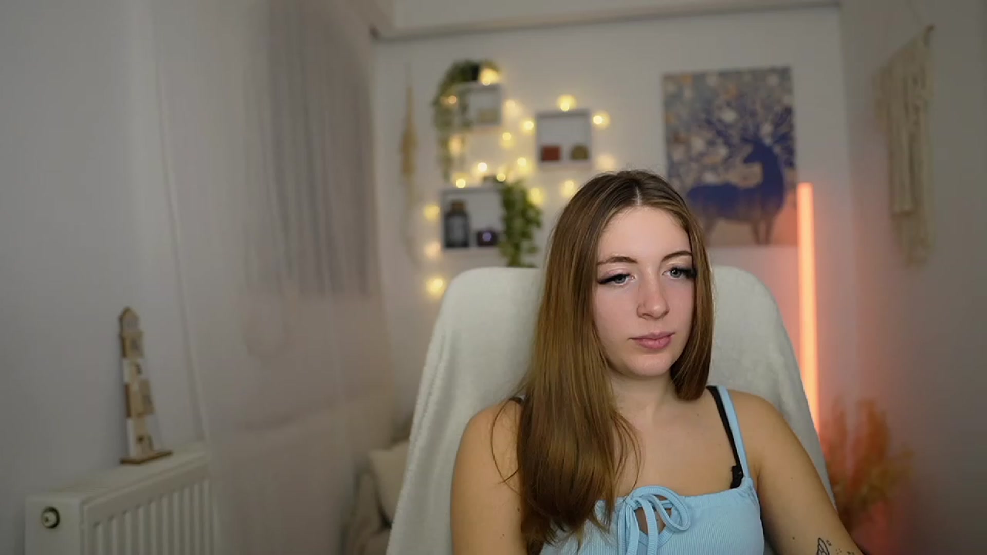Gallery image thumbnail from Tina_Nappi18's myfreecams stream on, 11/27/2023, 16:14 image 10 of 20