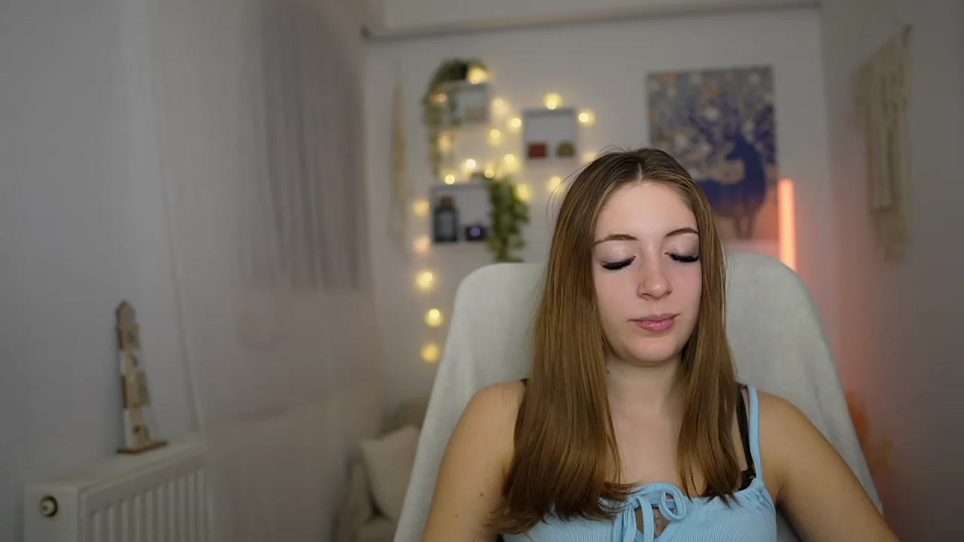 Gallery image thumbnail from Tina_Nappi18's myfreecams stream on, 11/27/2023, 17:54 image 9 of 20