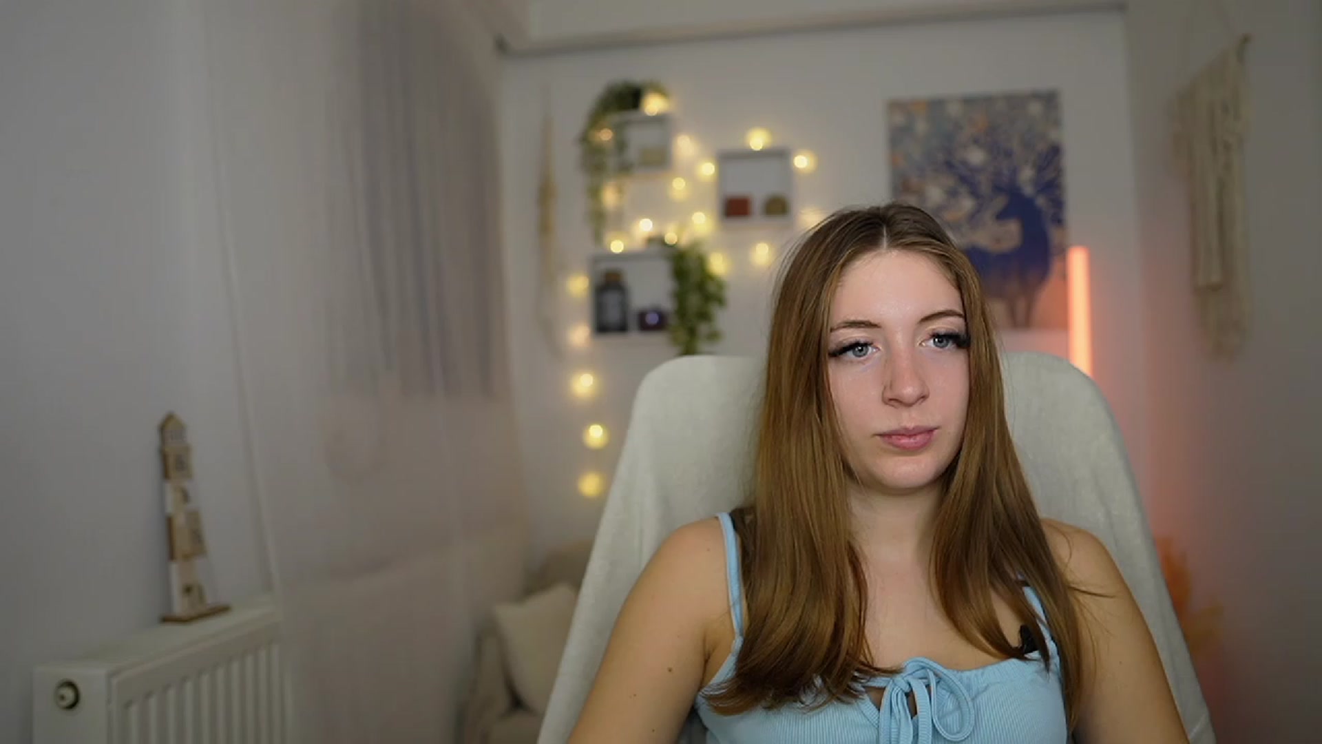 Gallery image thumbnail from Tina_Nappi18's myfreecams stream on, 11/27/2023, 18:38 image 13 of 20