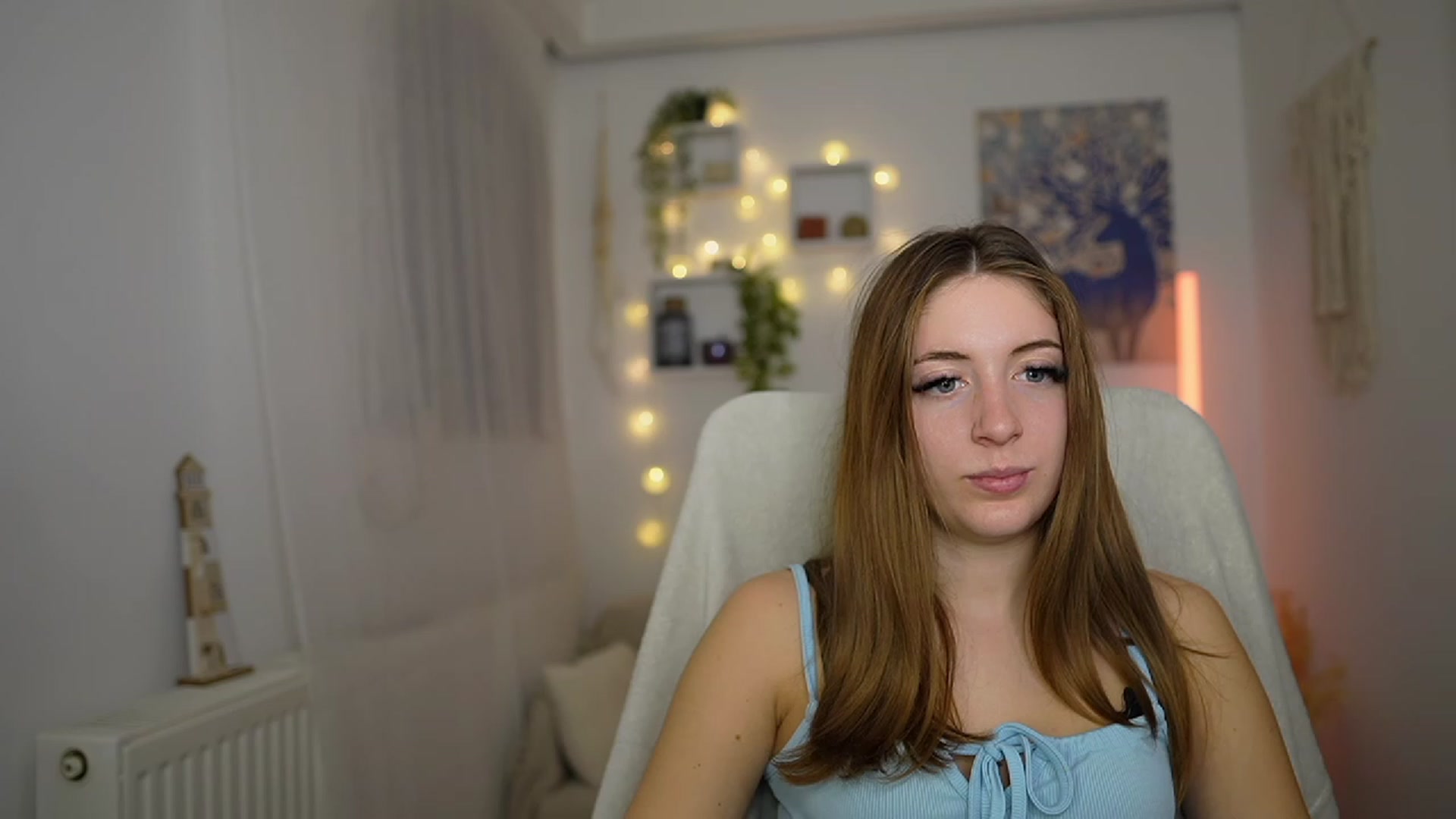 Gallery image thumbnail from Tina_Nappi18's myfreecams stream on, 11/27/2023, 18:38 image 14 of 20