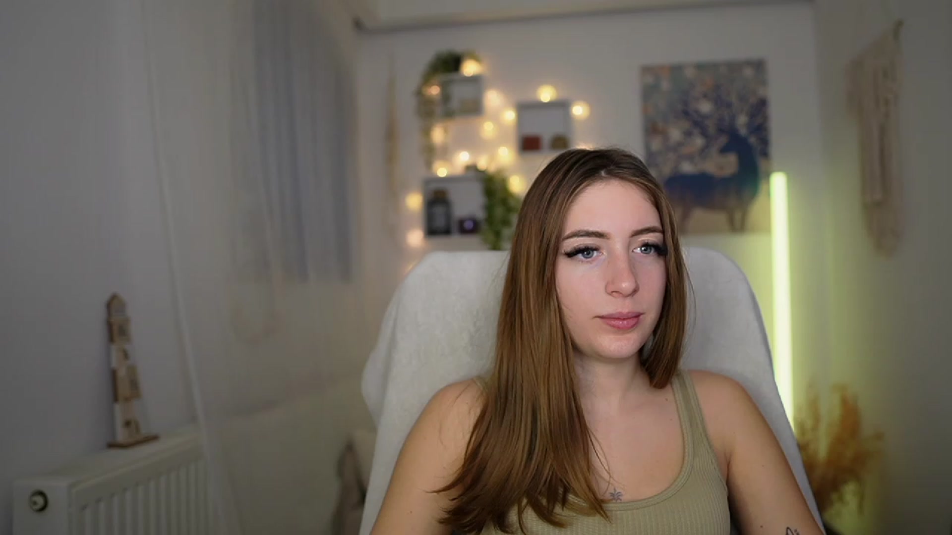 Gallery image thumbnail from Tina_Nappi18's myfreecams stream on, 11/29/2023, 15:03 image 8 of 20