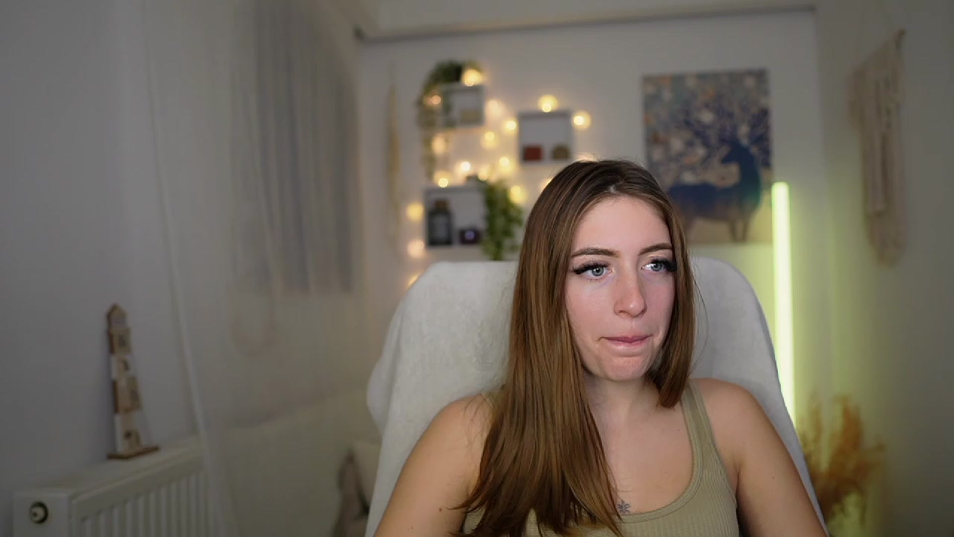 Gallery image thumbnail from Tina_Nappi18's myfreecams stream on, 11/29/2023, 15:03 image 19 of 20