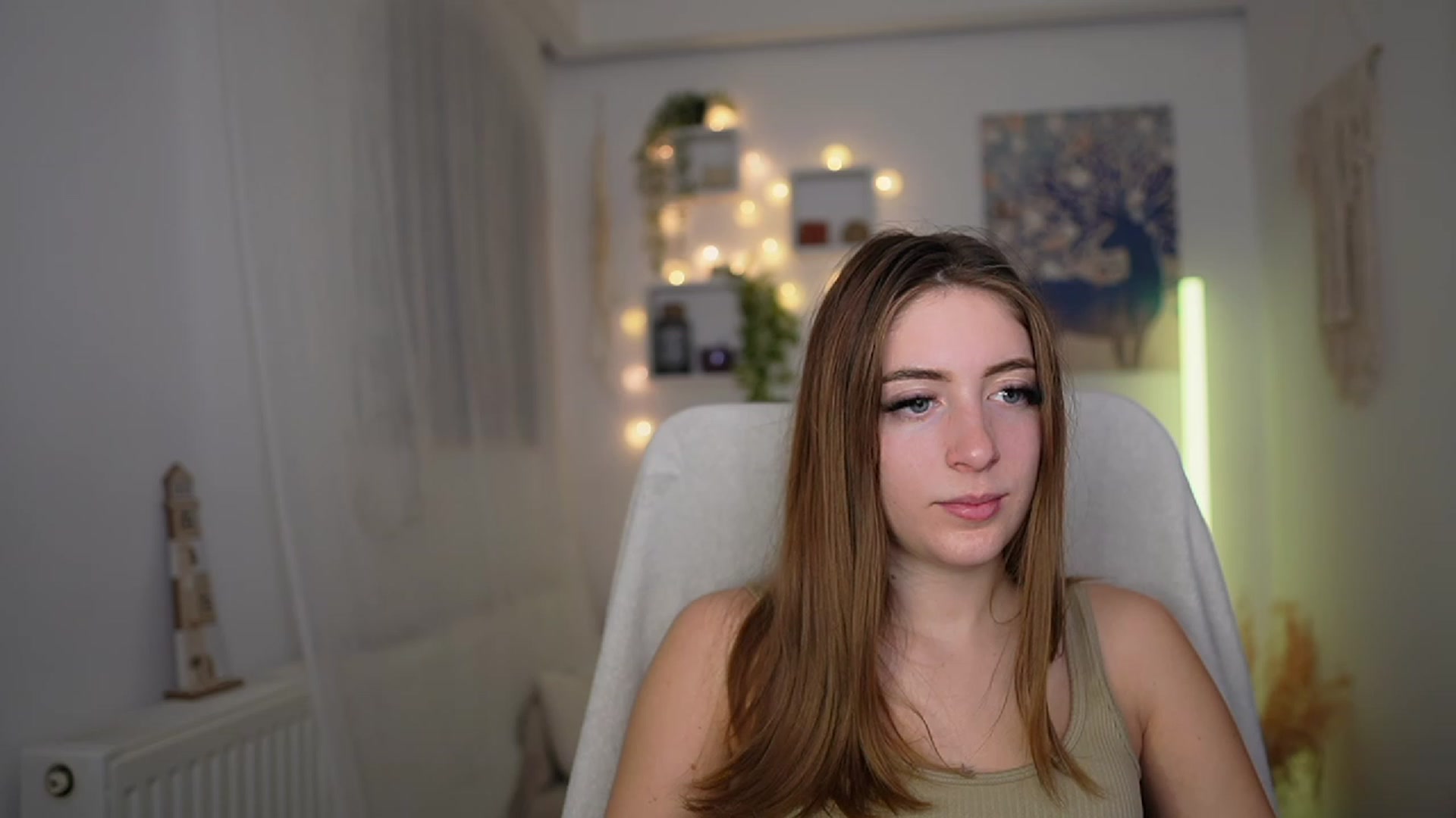 Gallery image thumbnail from Tina_Nappi18's myfreecams stream on, 11/29/2023, 18:34 image 6 of 20