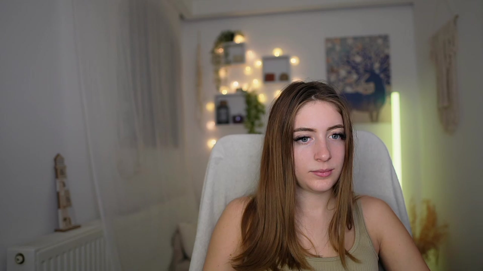 Gallery image thumbnail from Tina_Nappi18's myfreecams stream on, 11/29/2023, 18:34 image 11 of 20