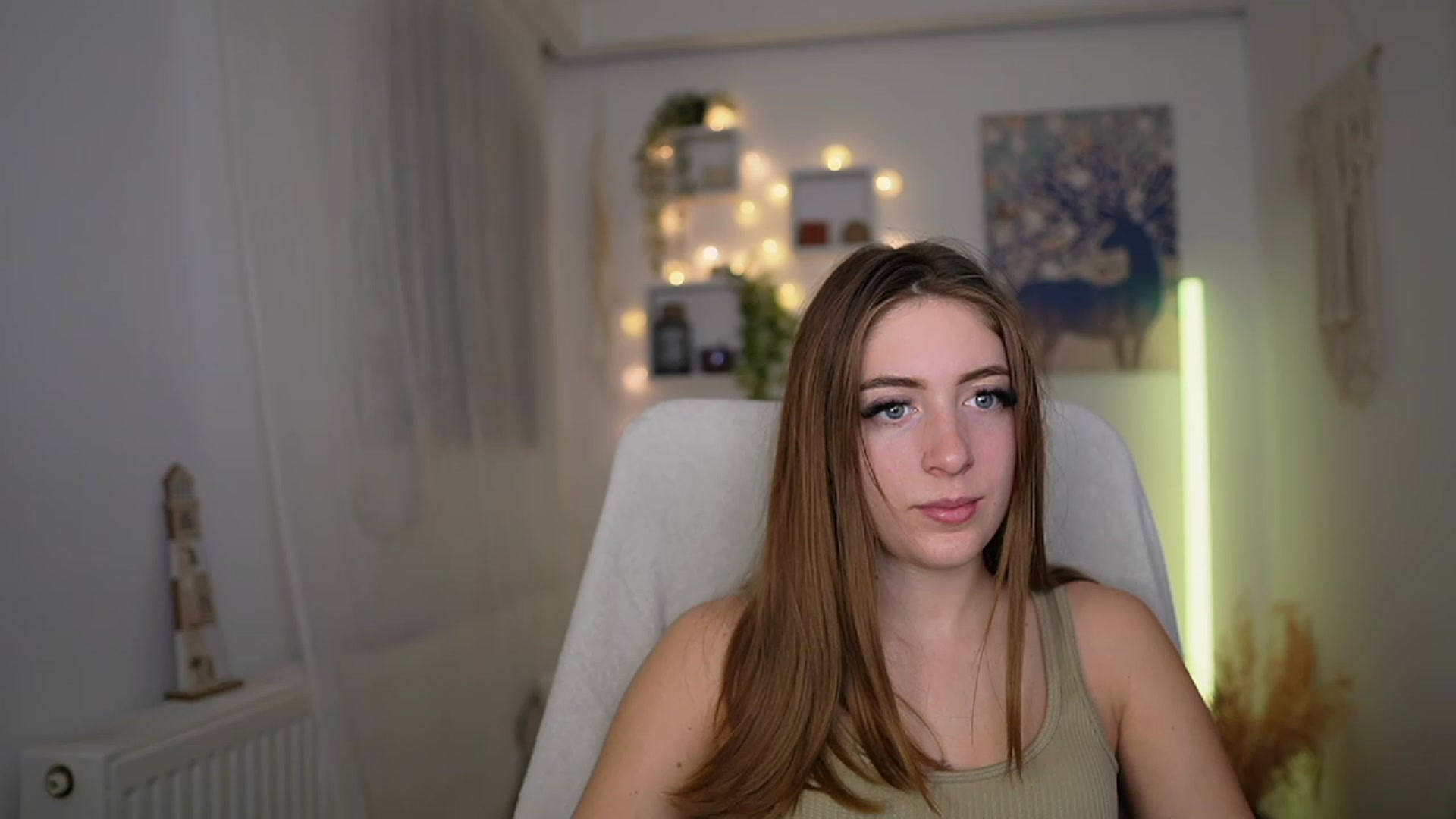 Gallery image thumbnail from Tina_Nappi18's myfreecams stream on, 11/29/2023, 18:34 image 1 of 20