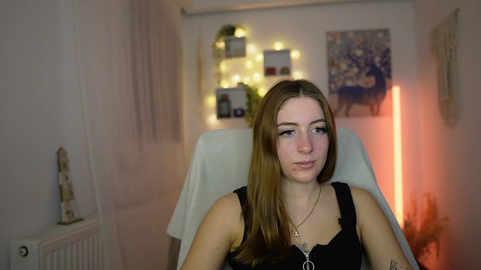 Gallery image thumbnail from Tina_Nappi18's myfreecams stream on, 12/01/2023, 18:42 image 2 of 20