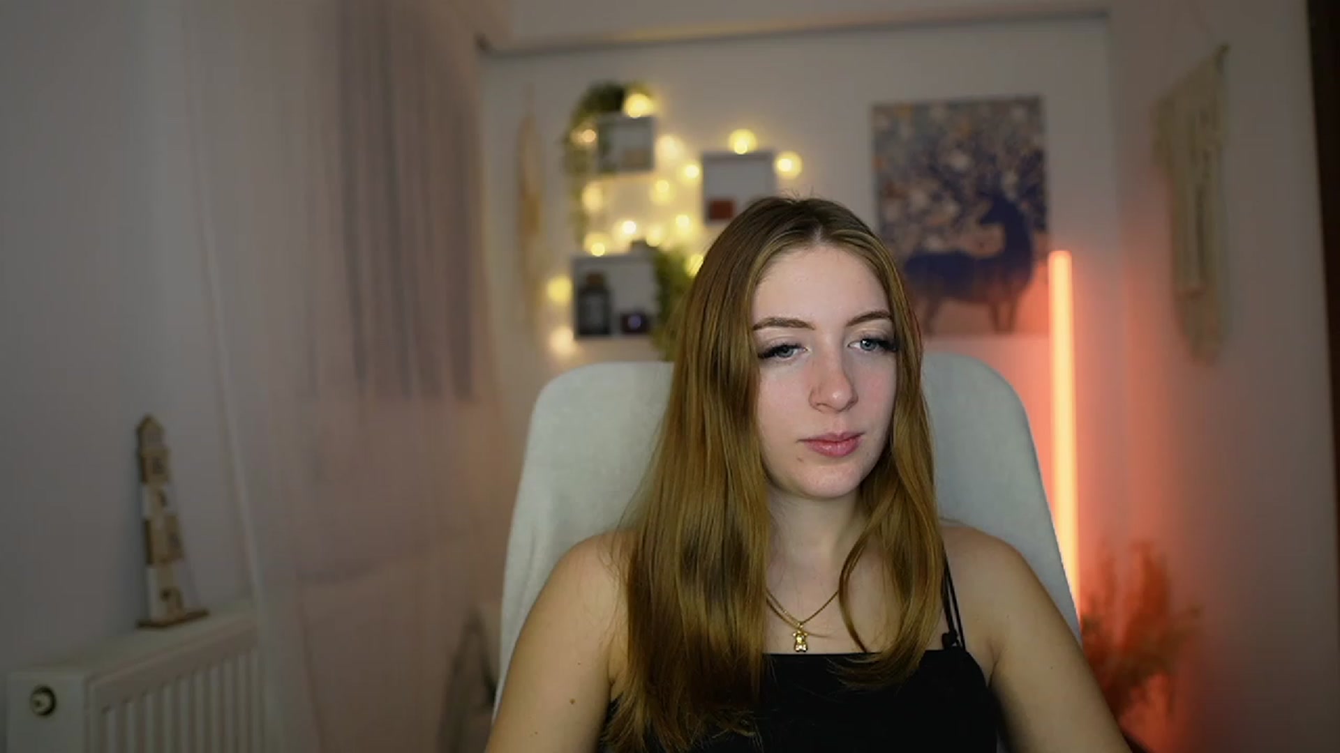 Gallery image thumbnail from Tina_Nappi18's myfreecams stream on, 12/03/2023, 17:57 image 3 of 20