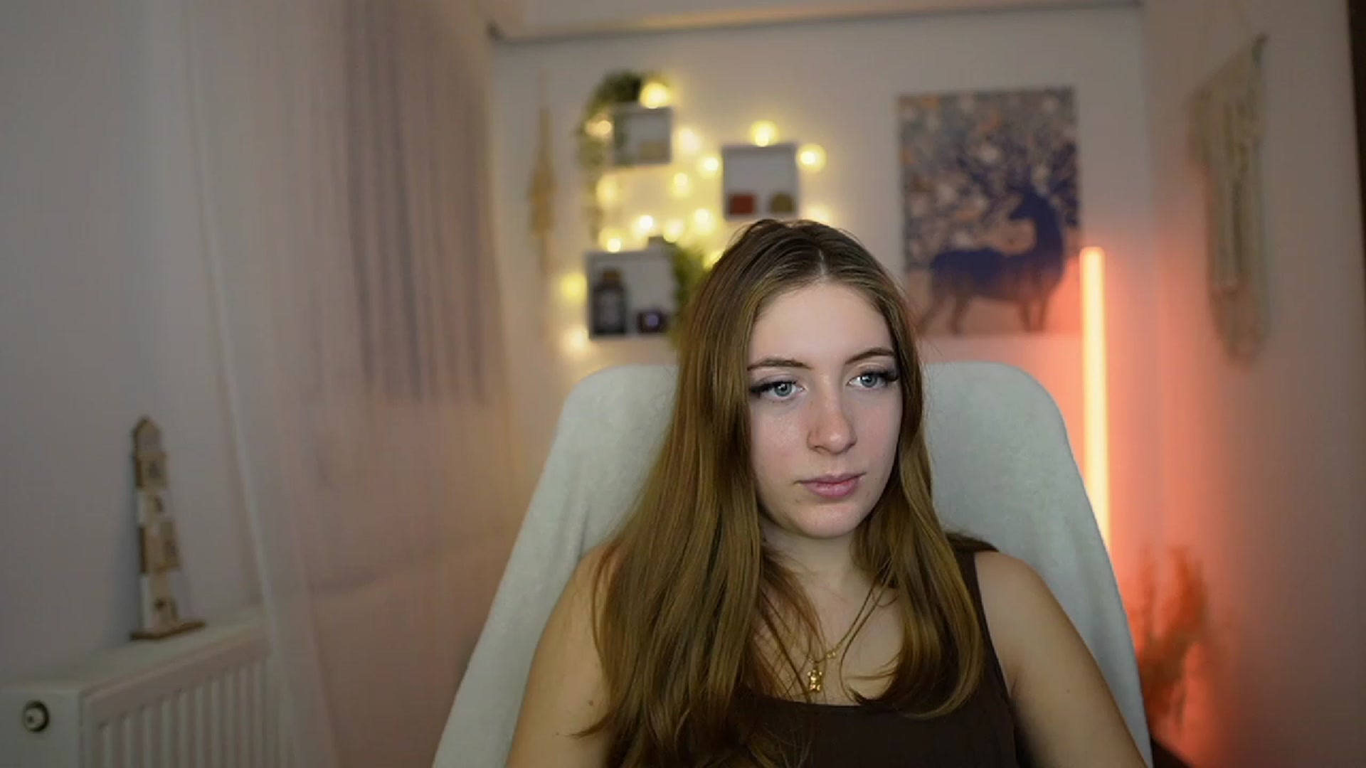 Gallery image thumbnail from Tina_Nappi18's myfreecams stream on, 12/04/2023, 15:13 image 17 of 20