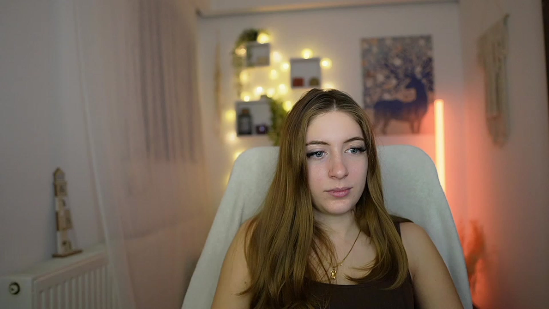 Gallery image thumbnail from Tina_Nappi18's myfreecams stream on, 12/04/2023, 15:13 image 20 of 20