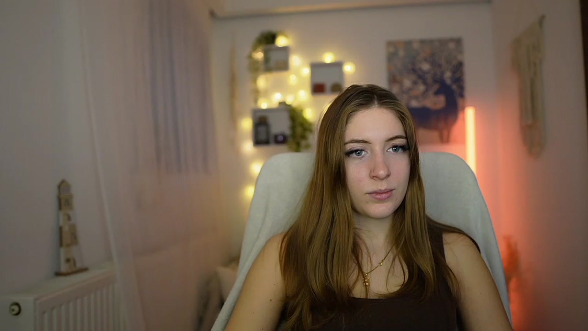 Gallery image thumbnail from Tina_Nappi18's myfreecams stream on, 12/04/2023, 15:13 image 1 of 20