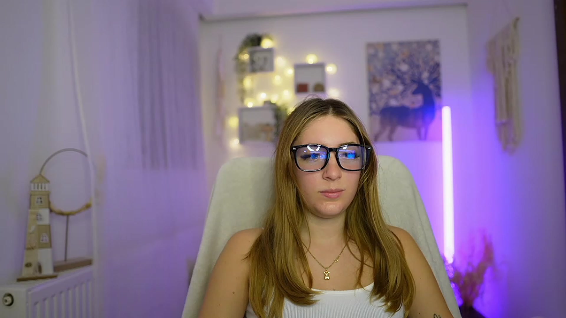 Gallery image thumbnail from Tina_Nappi18's myfreecams stream on, 12/21/2023, 15:18 image 20 of 20